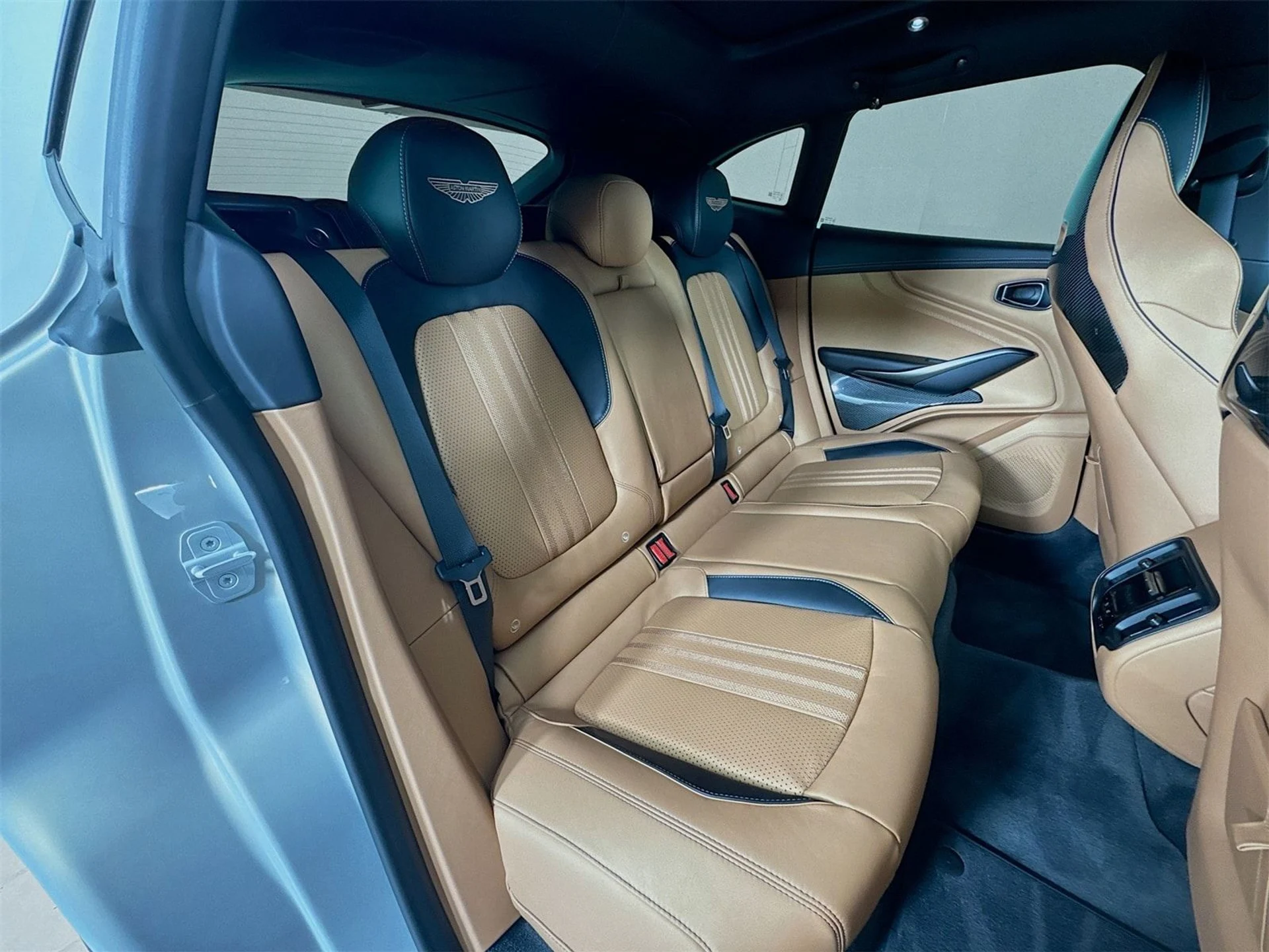 mph024_862960124_cd56f43689bdd30a6c04284b8d02cf47x_04e155649c