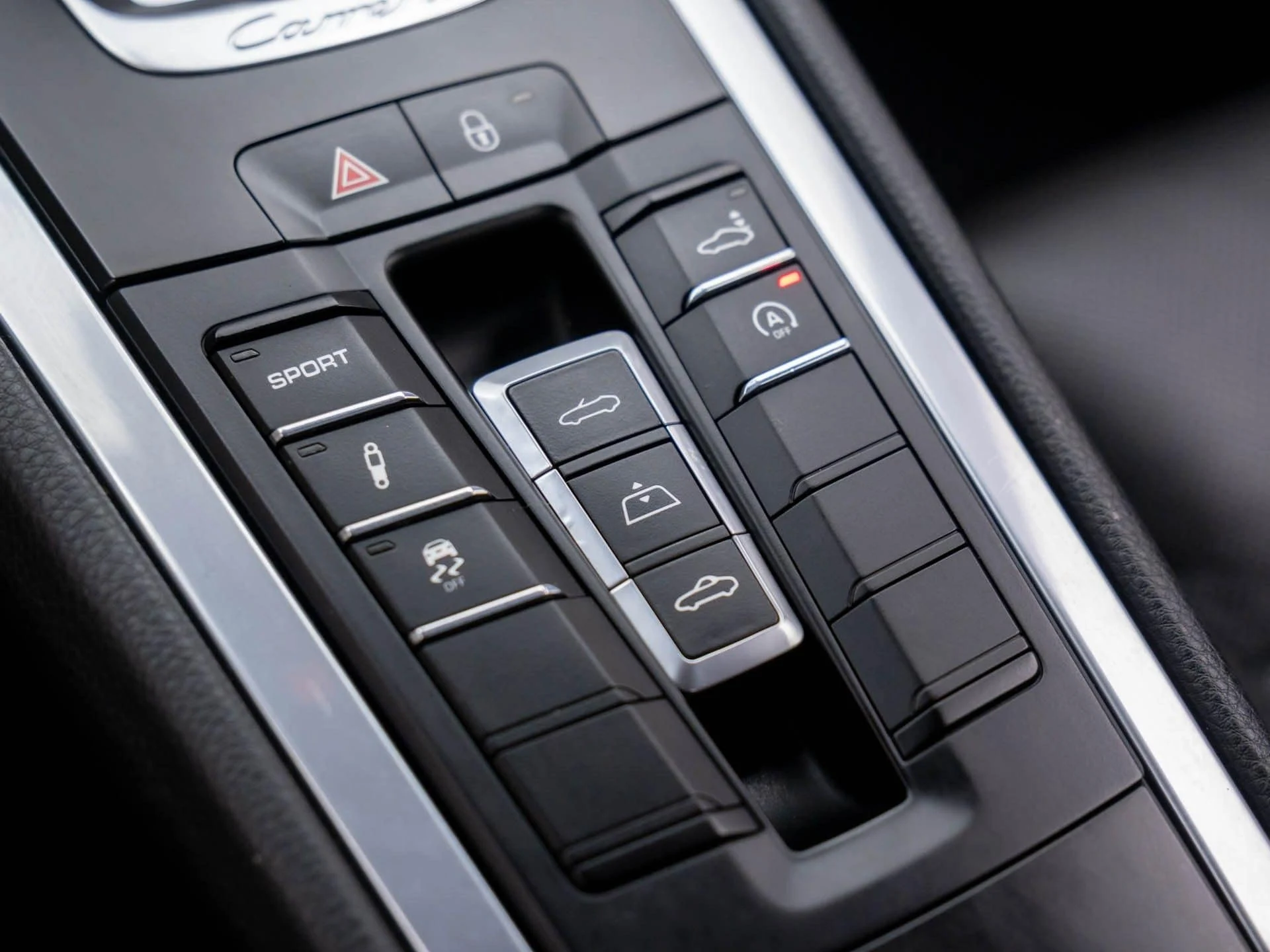 mph024_867555612_e3f03aad1f4aab1743c44069c57c94ebx_5eaee70380