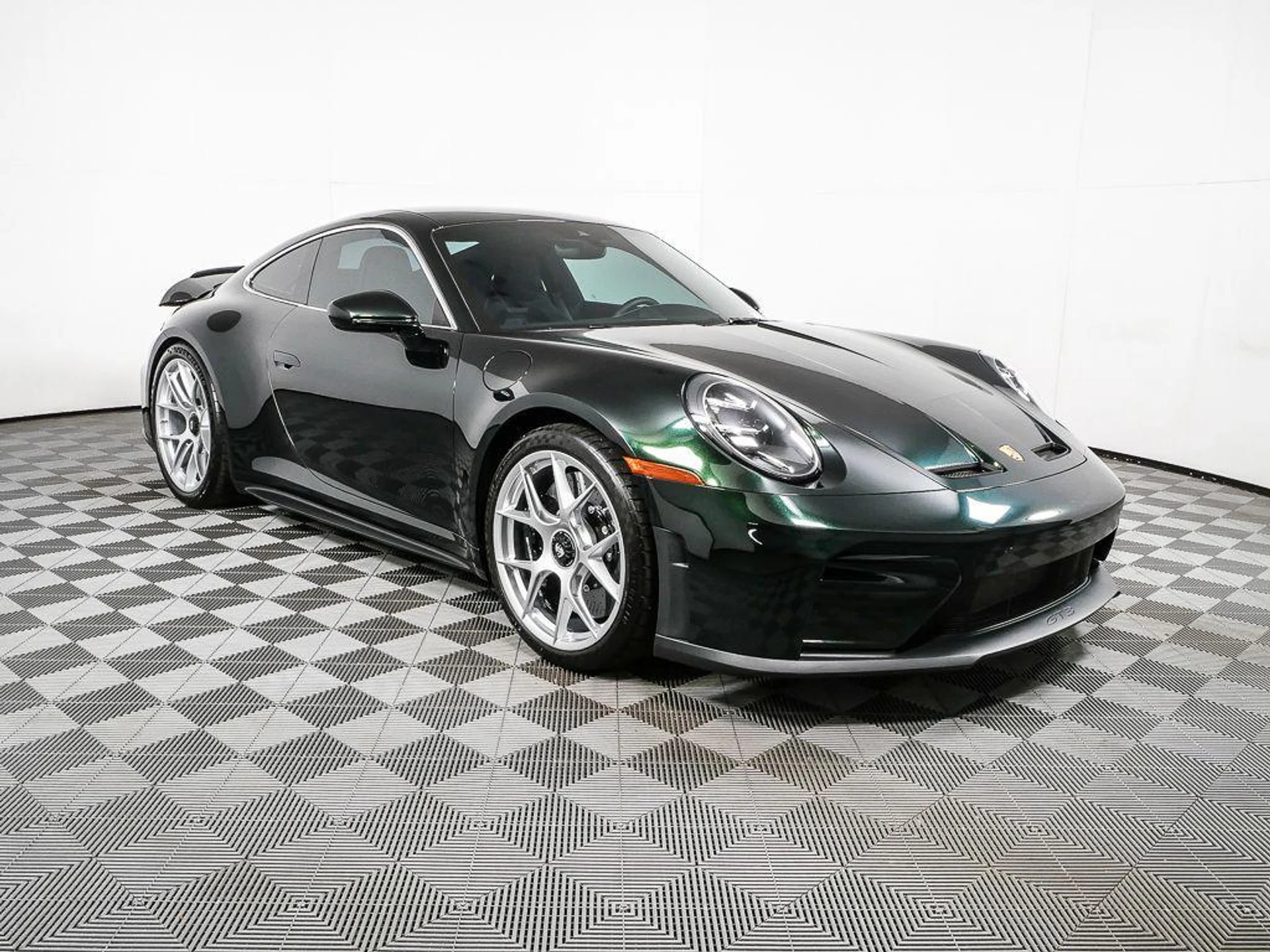 mph024_869127719_TK_5q_Qo_L_huu_O_Qk_Mm_IK_9_Lamhruo_Q_0ffc68cb82