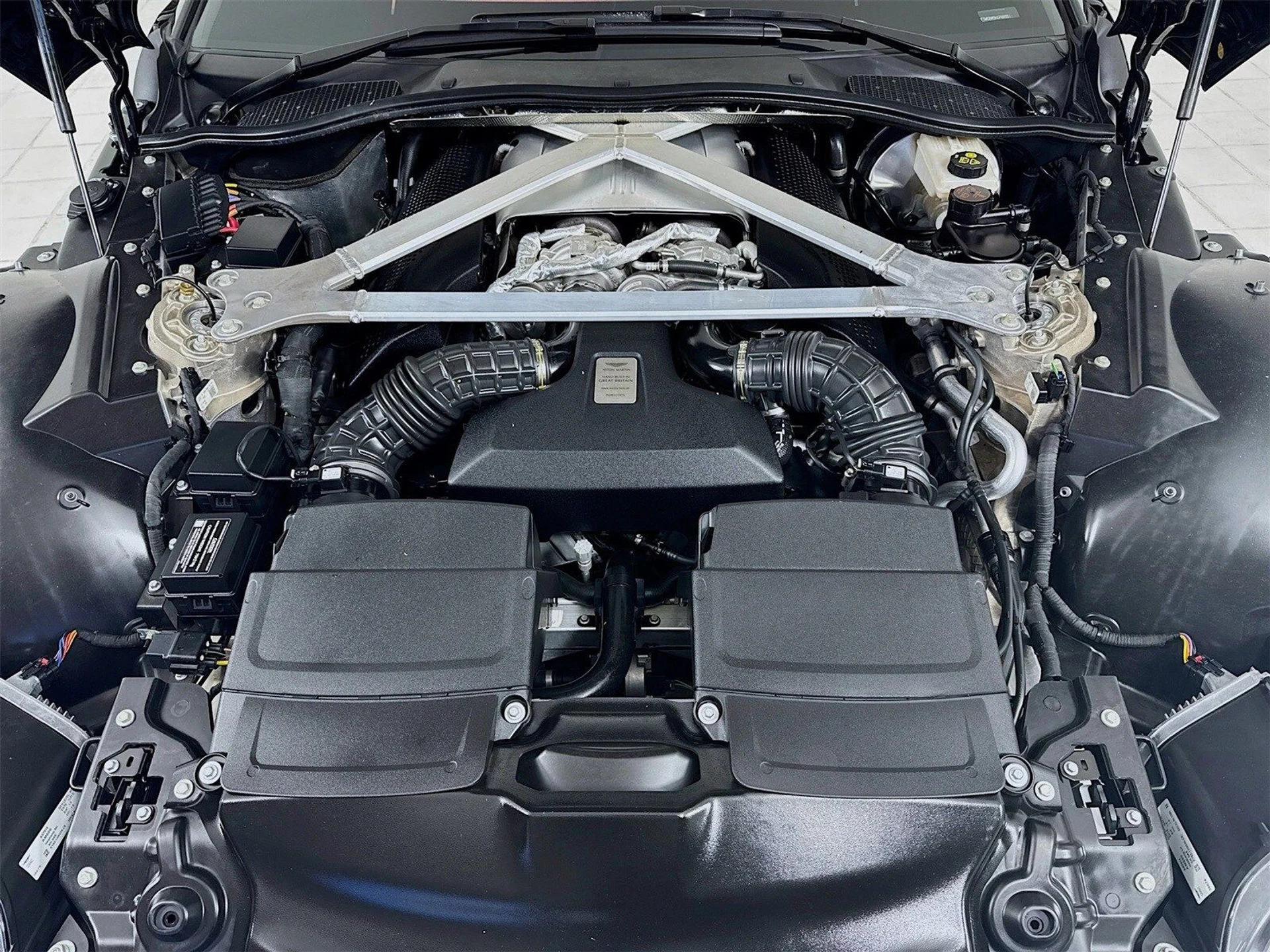 mph024_869982479_dee09ed71ecd7d1d81d92fdcb58d7053x_1f5cd2354f