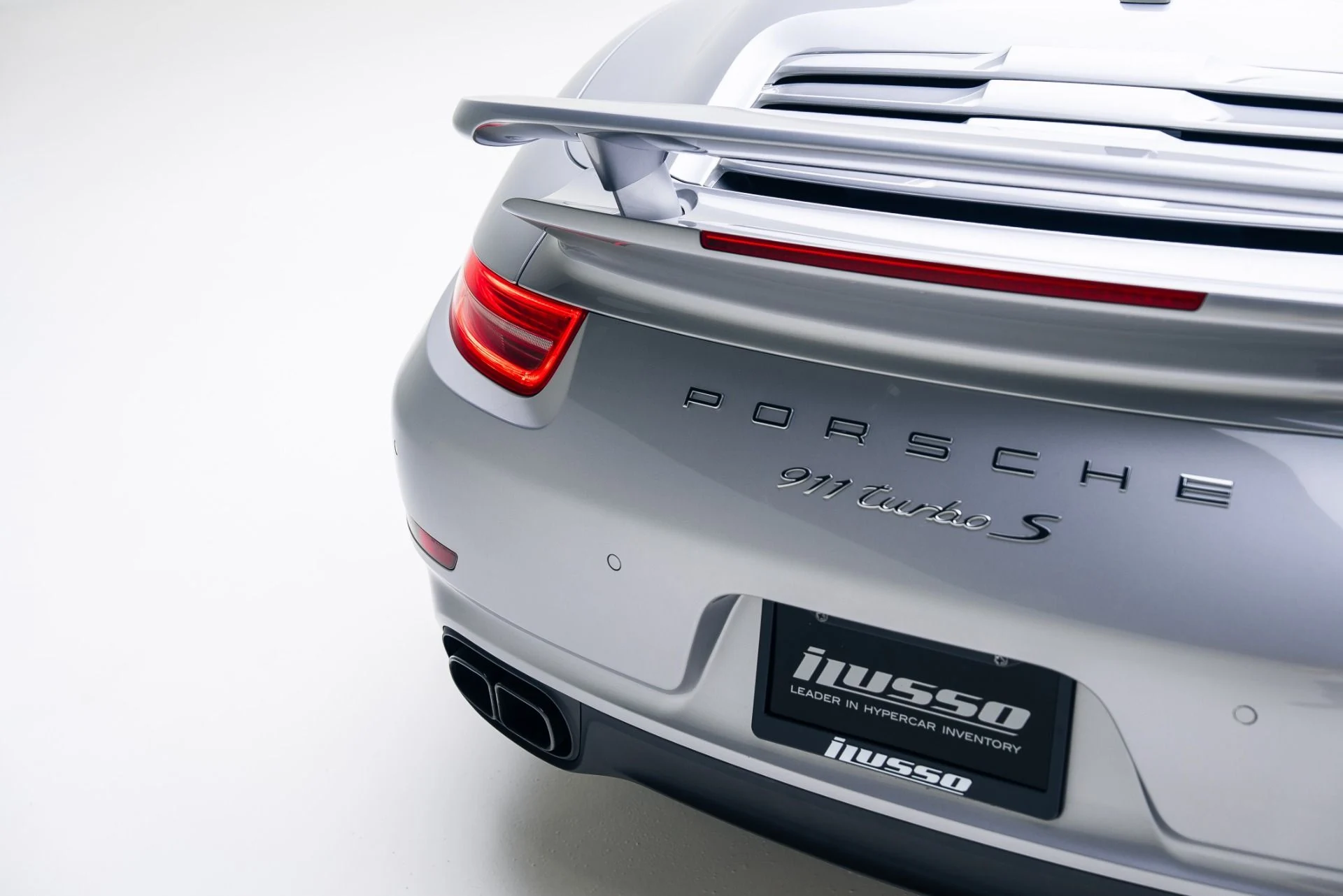 mph024_874354137_Used_2016_Porsche_911_Turbo_S_1764978291_f91e8104db