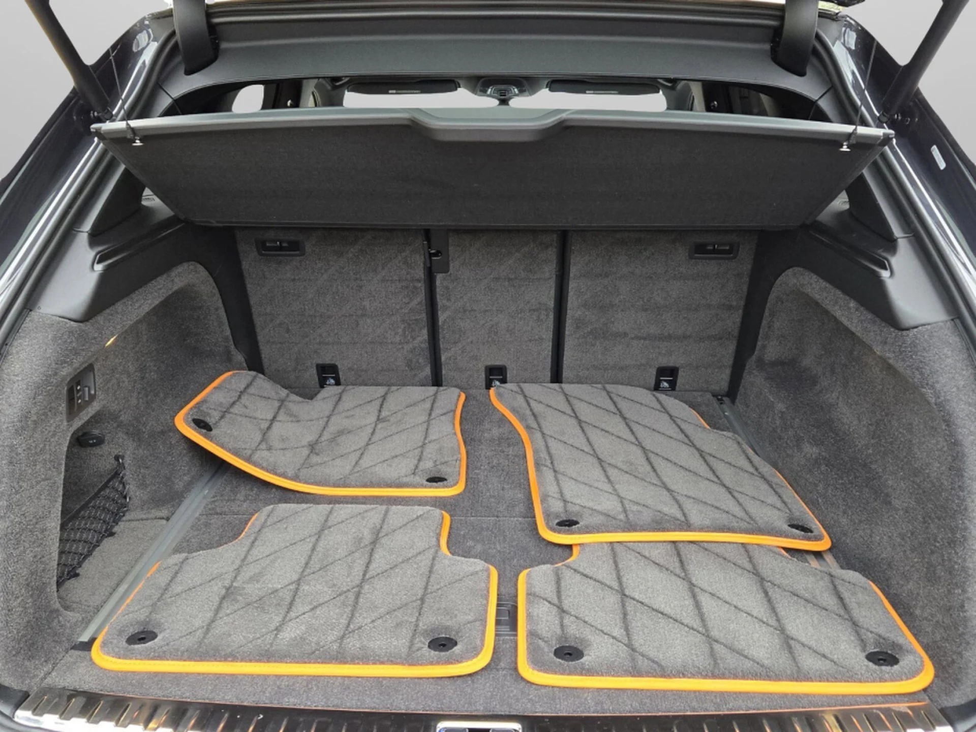 mph024_878462621_bd31c3ecfea4b1ff60b58313a35fbefcx_3b22f22e3c