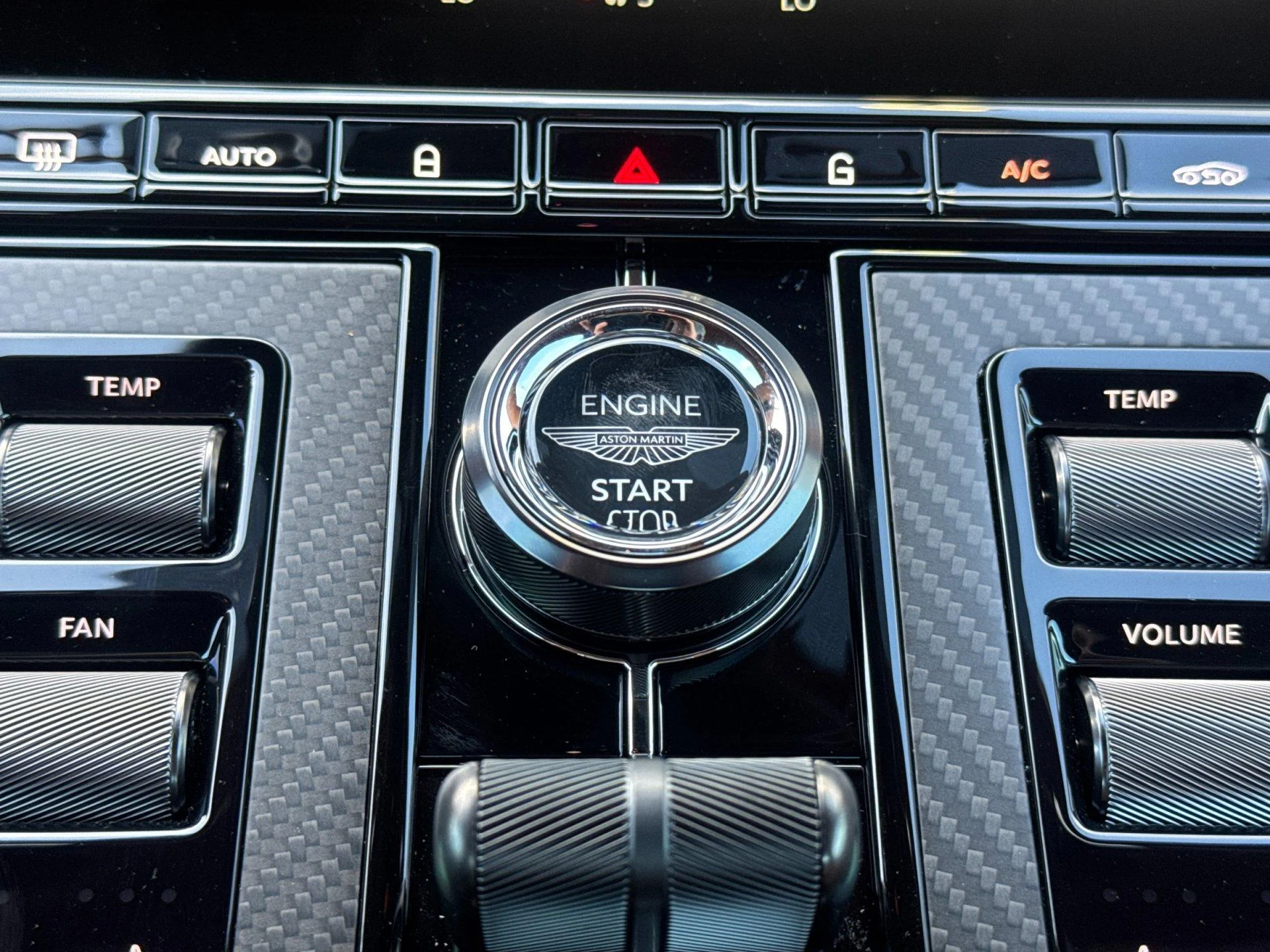 mph024_879890360_Used_2026_Aston_Martin_DB_12_S_1793184488_19919b141c