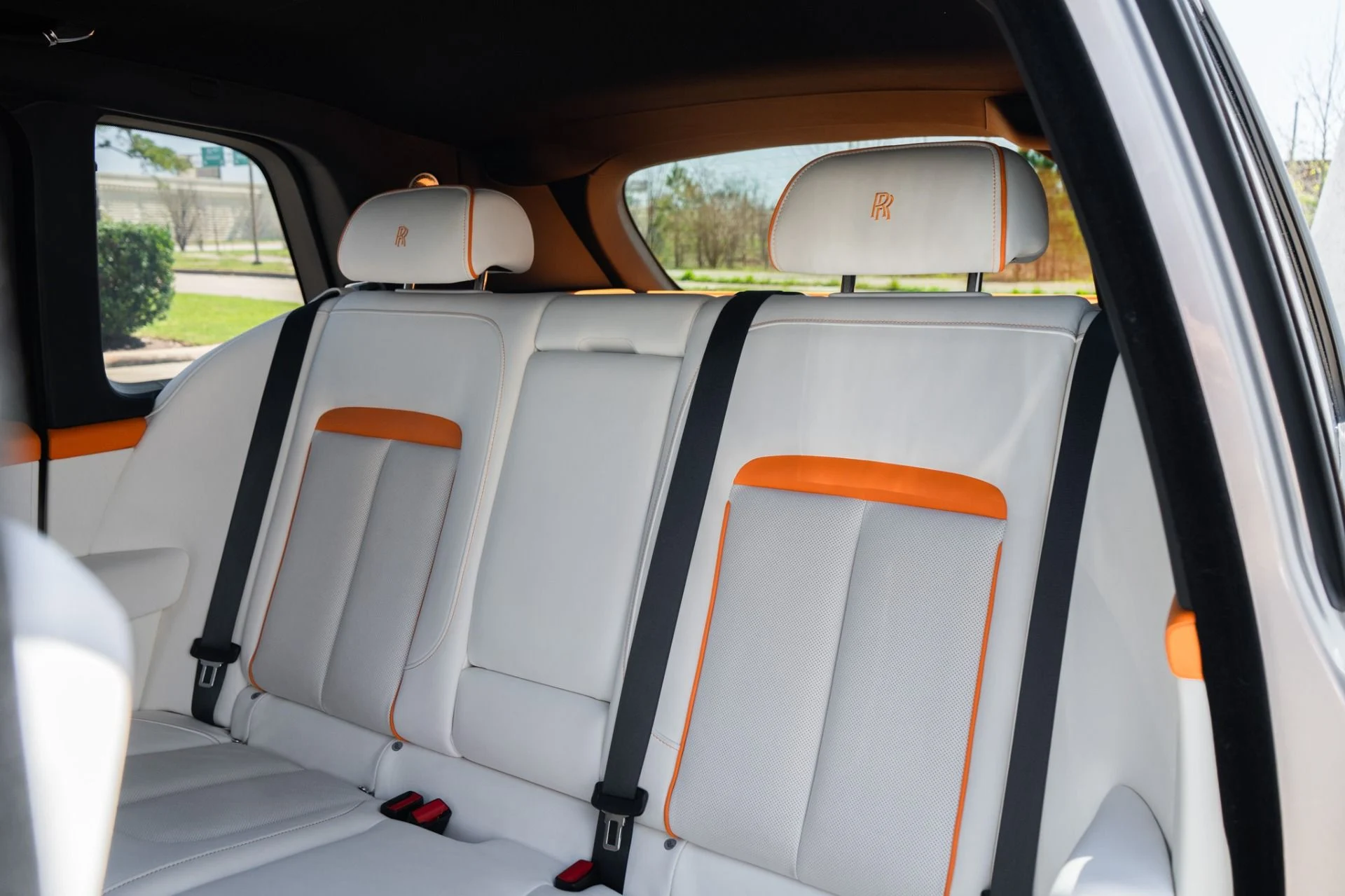 mph024_881841356_Used_2022_Rolls_Royce_Cullinan_1773433397_8d2097281f