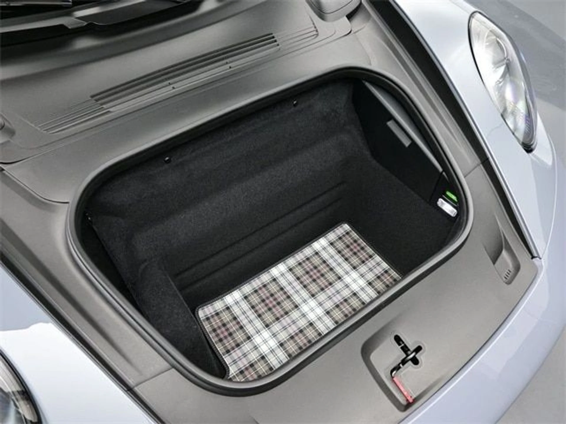 mph024_884702364_fee5dff413a4c3a979a6ddabaab1e481x_f0dc8d7b6e