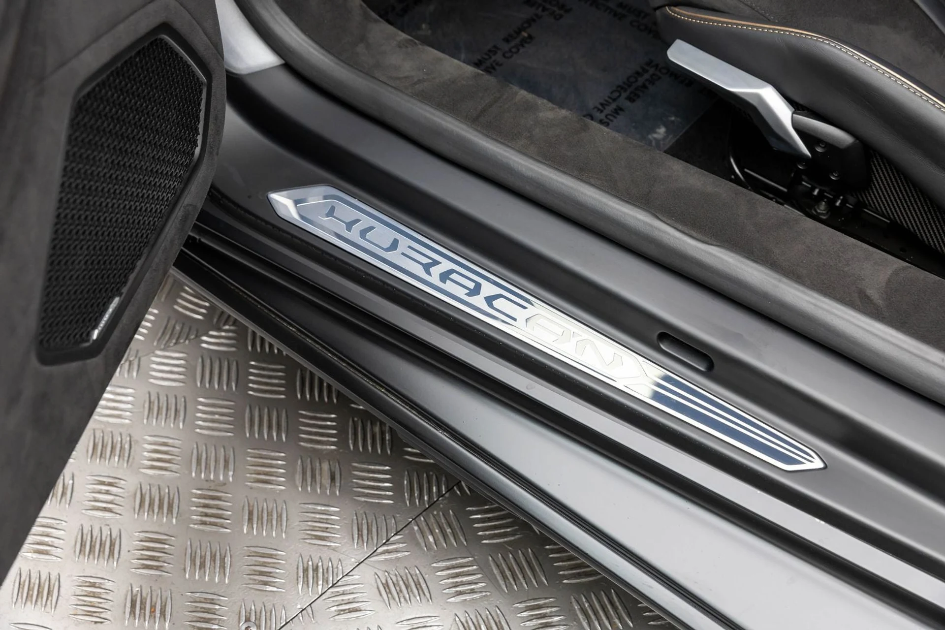 mph024_886348288_25_955cf98256