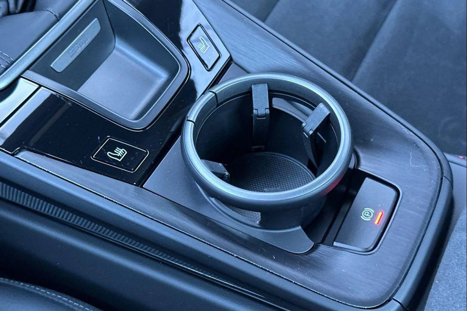 mph024_888077751_d2_P2_Xka_JPP_6_P1u21_Us_Vcve_LI_4_Q_58eaba169c