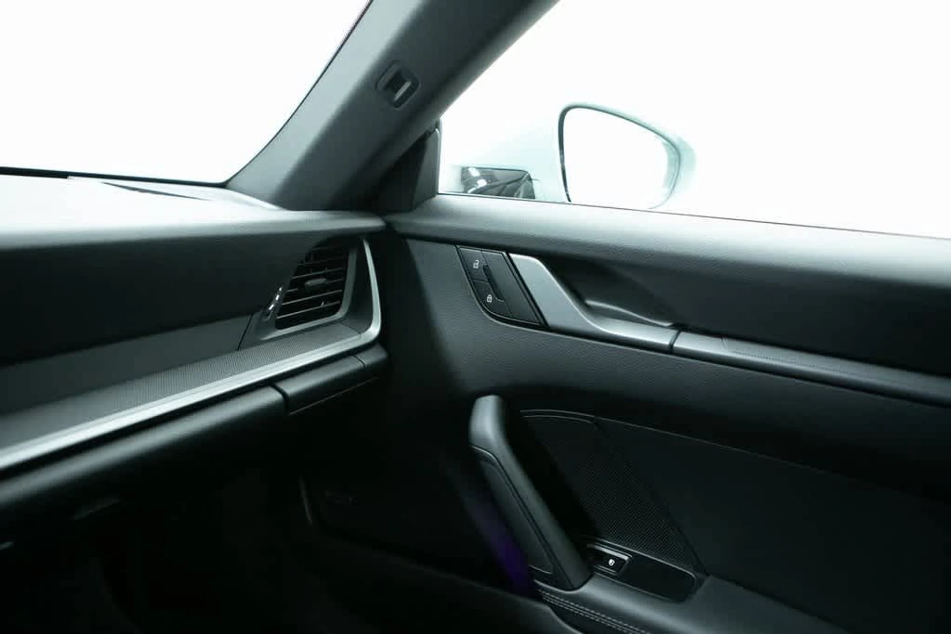 mph024_891067381_d3b03804f0409cf8fc3b33853fa86f25x_cdb939e960