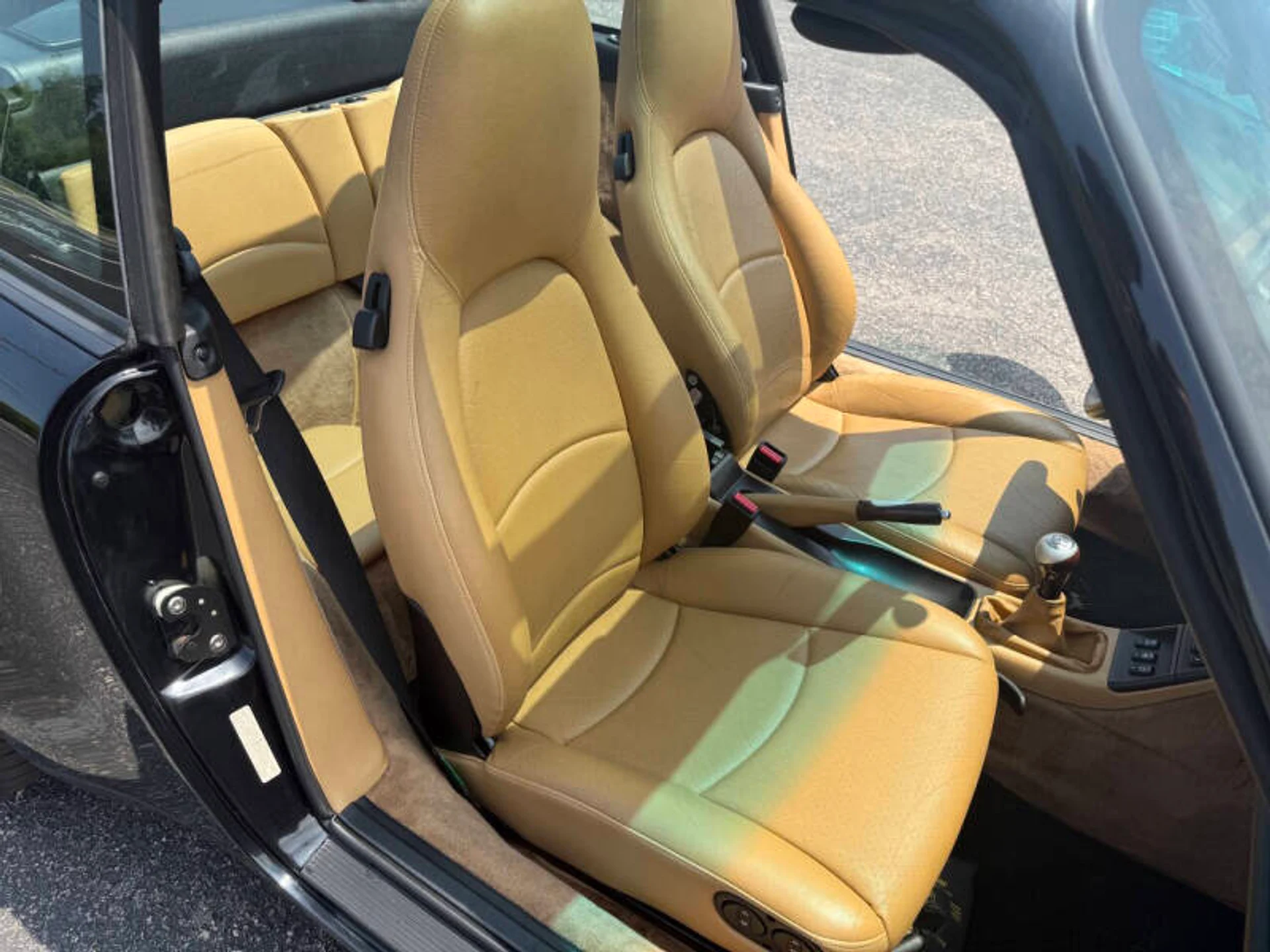 mph024_891659627_1998_porsche_911_carrera_2dr_targa_coupe_f68239f26d