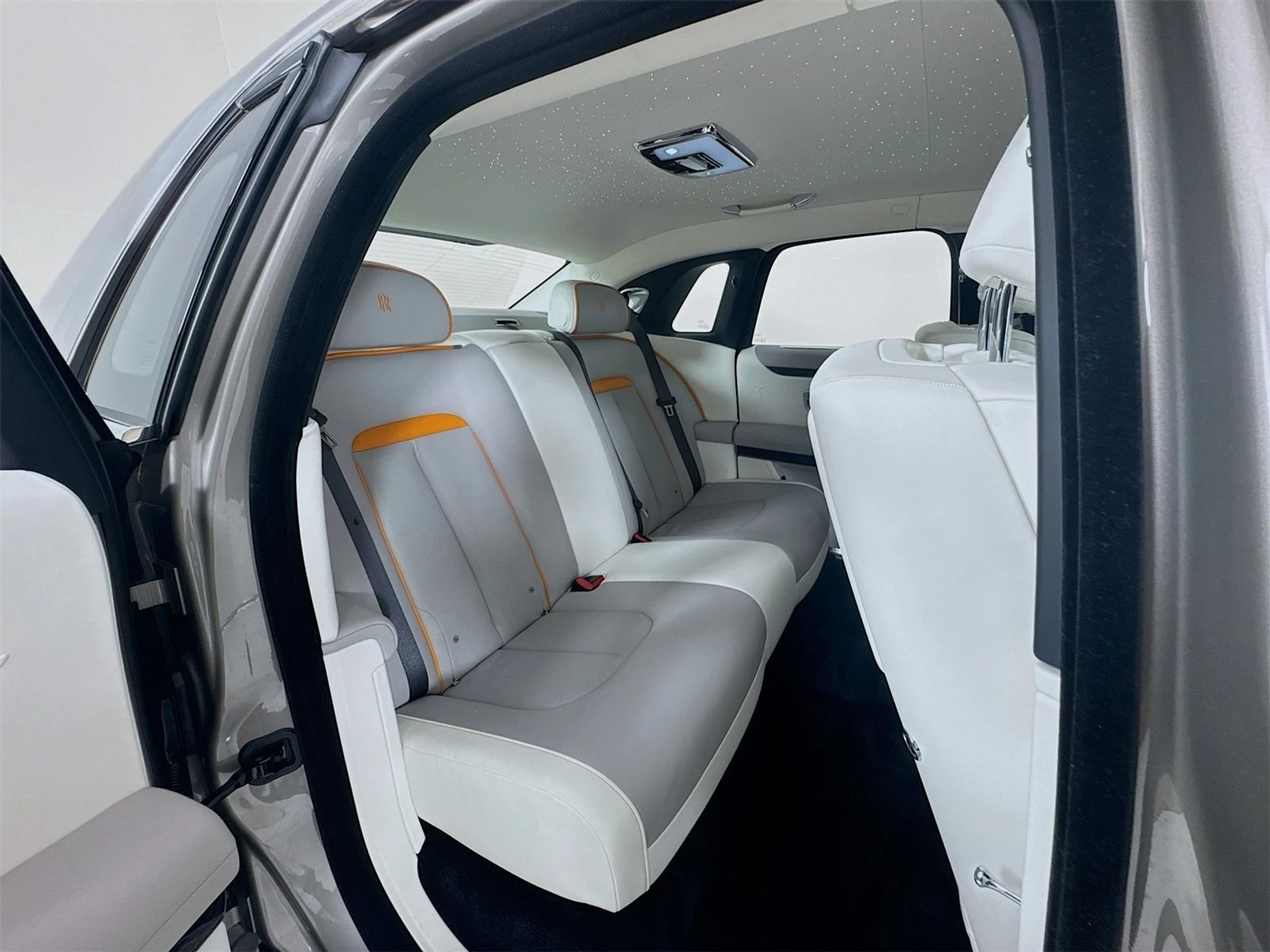 mph024_896159964_6095bb8f464f68d900e582182eaccc80x_e4a9b2c047