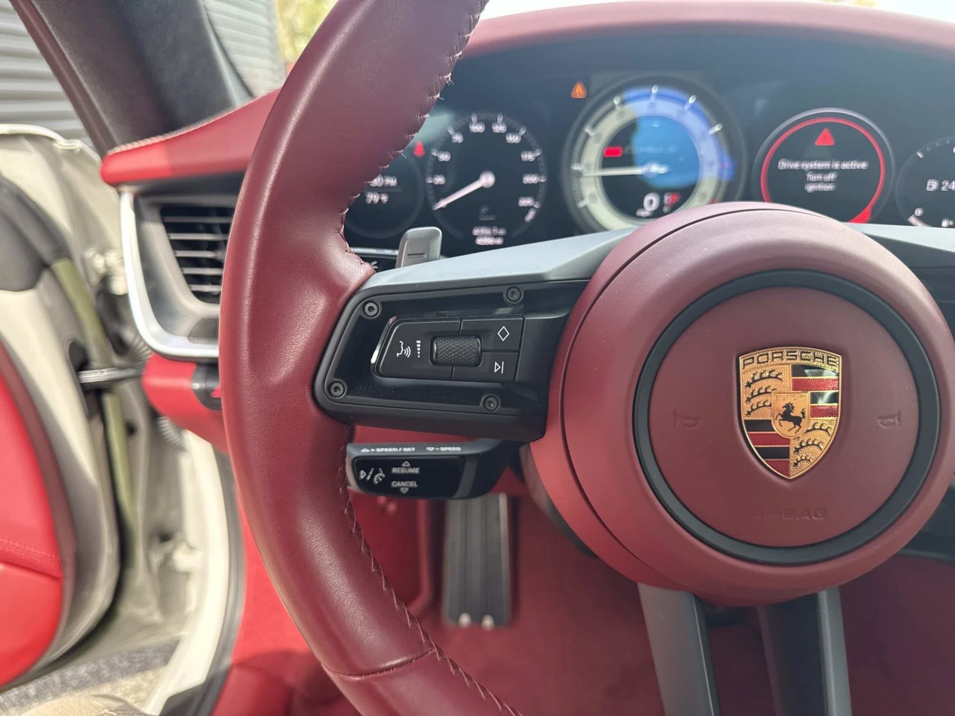 mph024_897505653_92d013b9fe4d63513d5b7ddf26806f0dx_2bd4d5b176