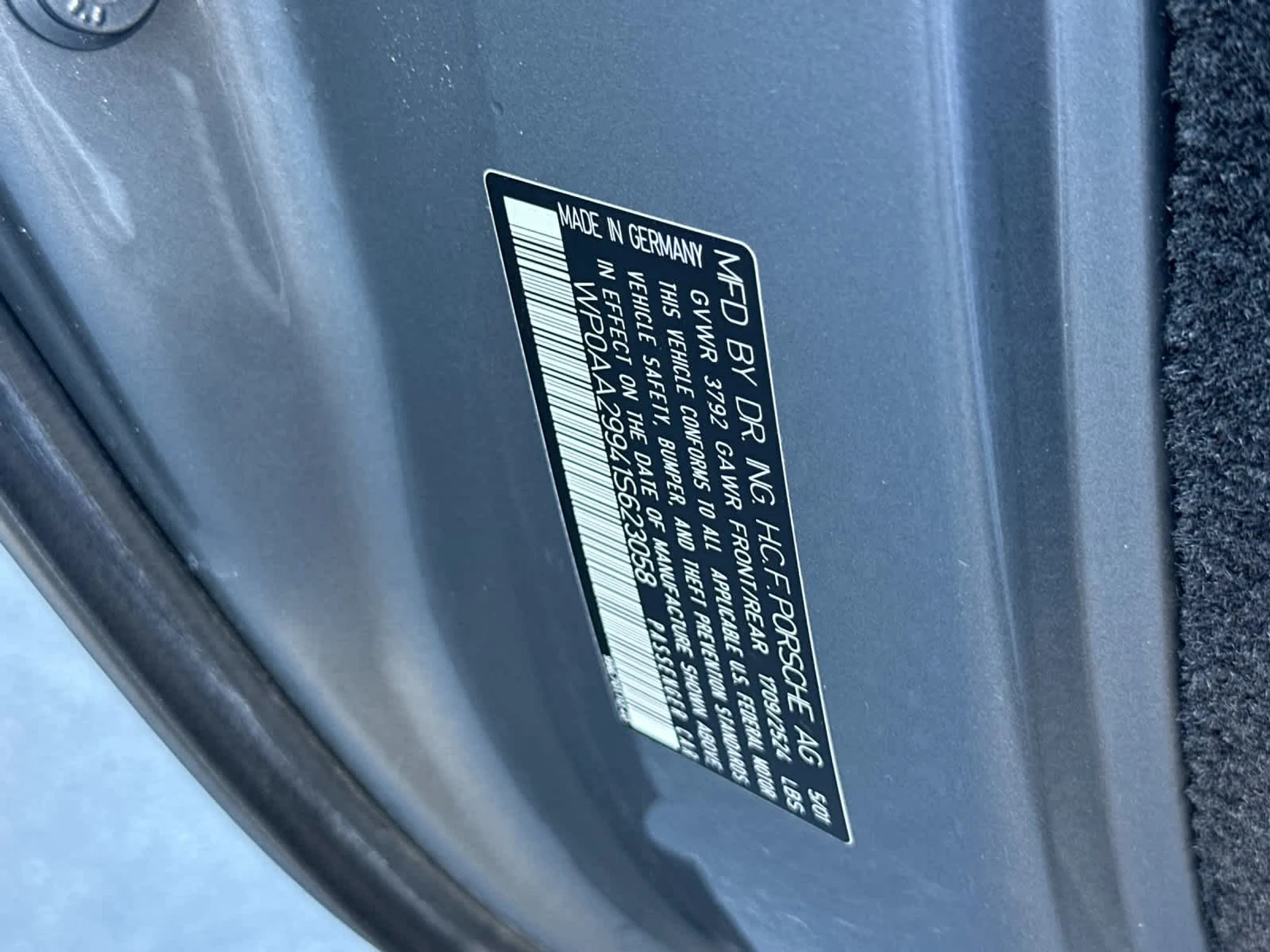 mph024_900353997_25_6c226581ad