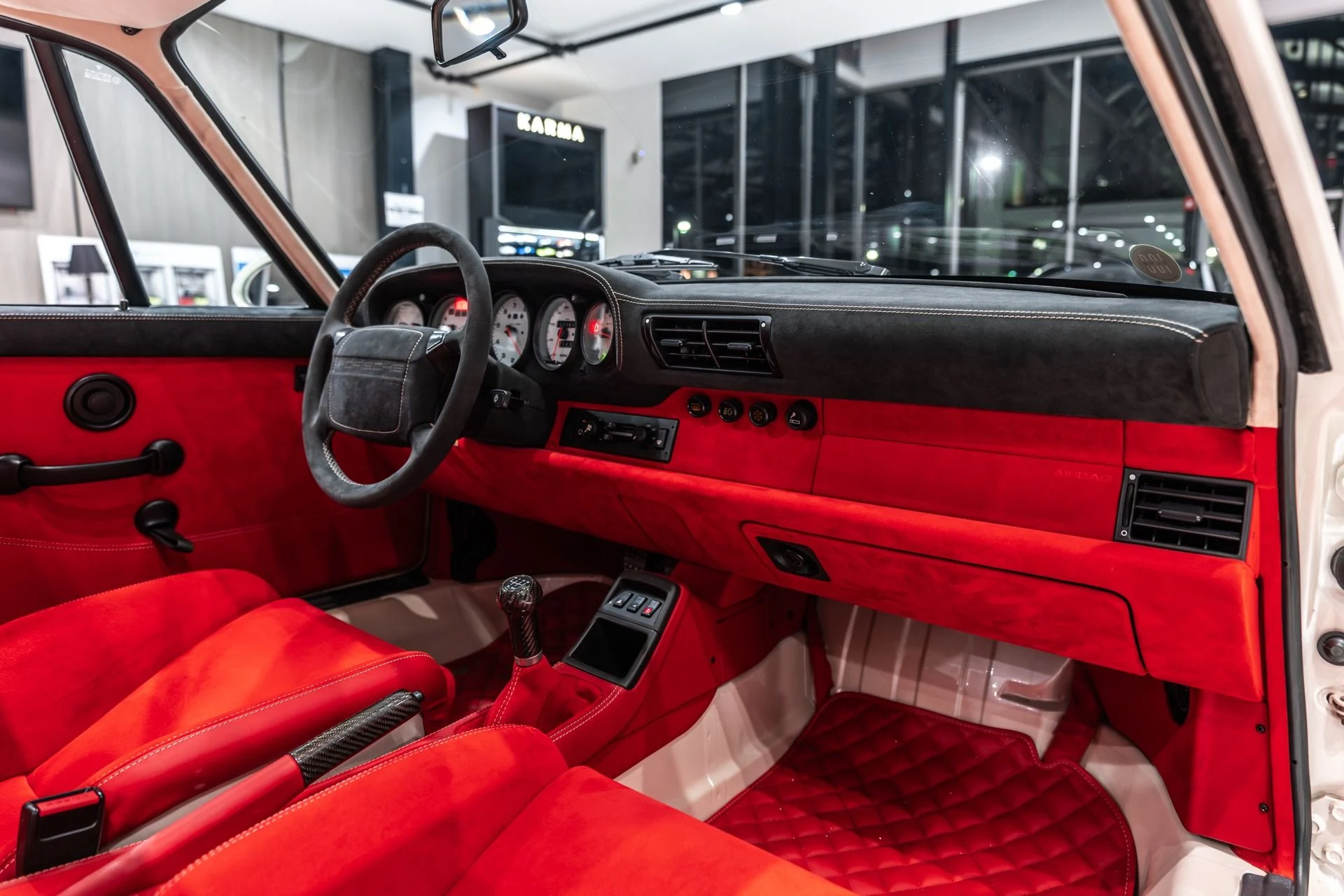 mph024_907635017_12739_p25_l_3b4e1e0090