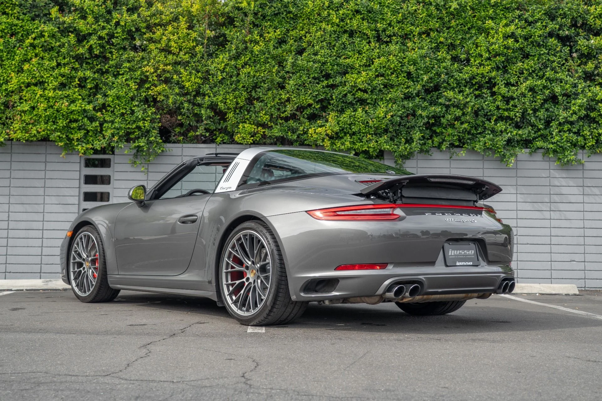 mph024_912371059_Used_2017_Porsche_911_Targa_4_S_1761592215_00238bc4a5