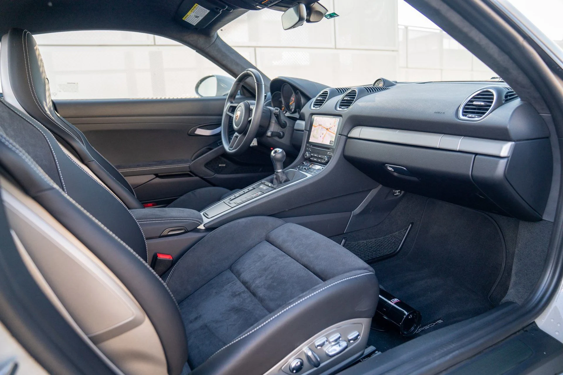 mph024_916299744_30540d1c7c0b55a2939d189c0a228202x_2bc77760b7