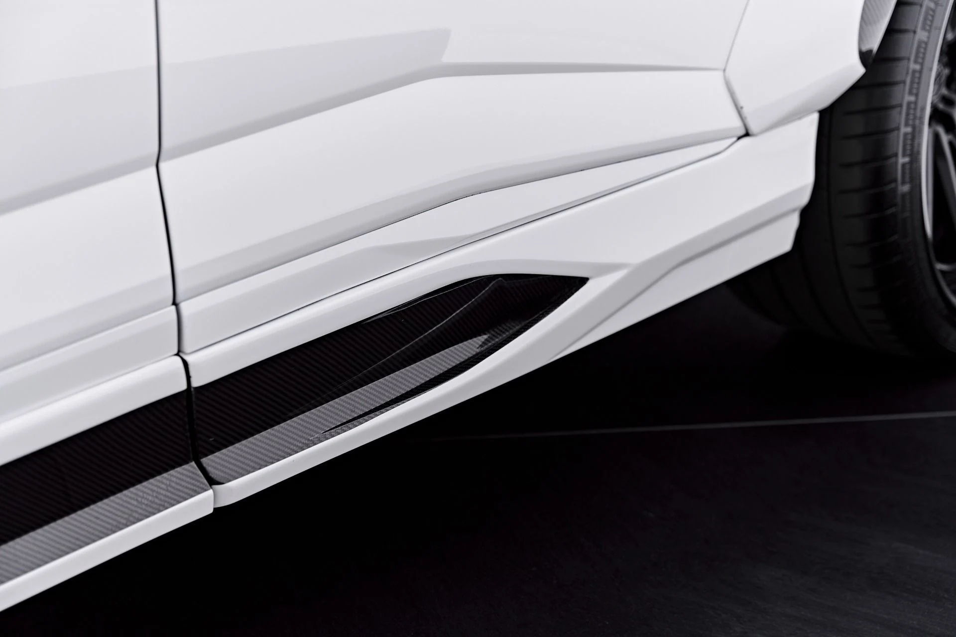 mph024_922147524_Used_2021_Lamborghini_Urus_1787967088_892a3731a9