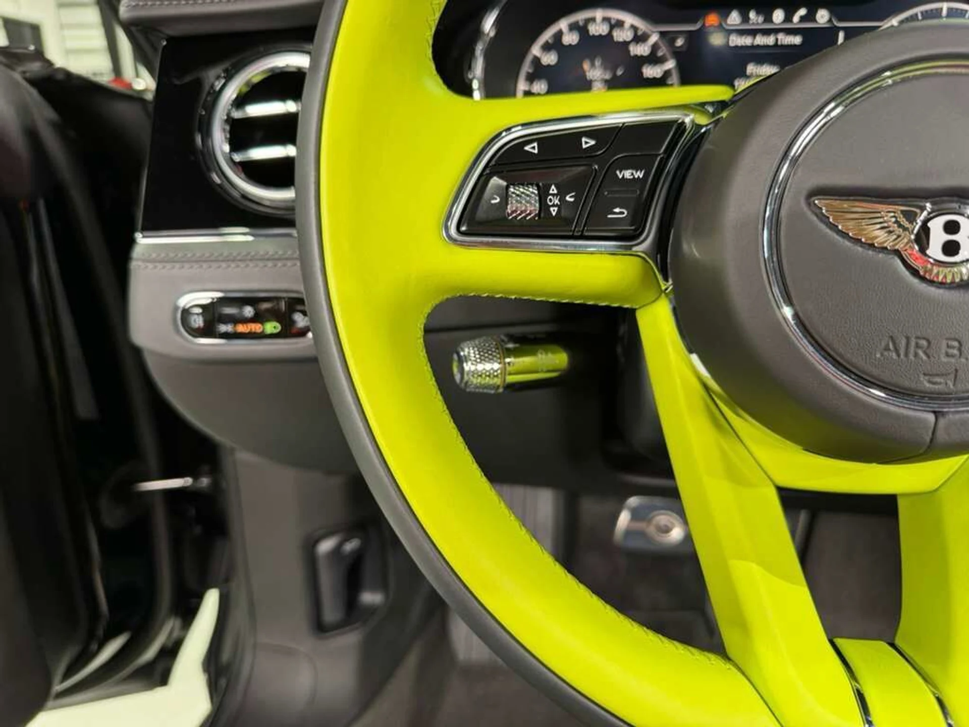 mph024_922290456_883aae0eb502fc51e46885dee62bd3ab_8a26904735