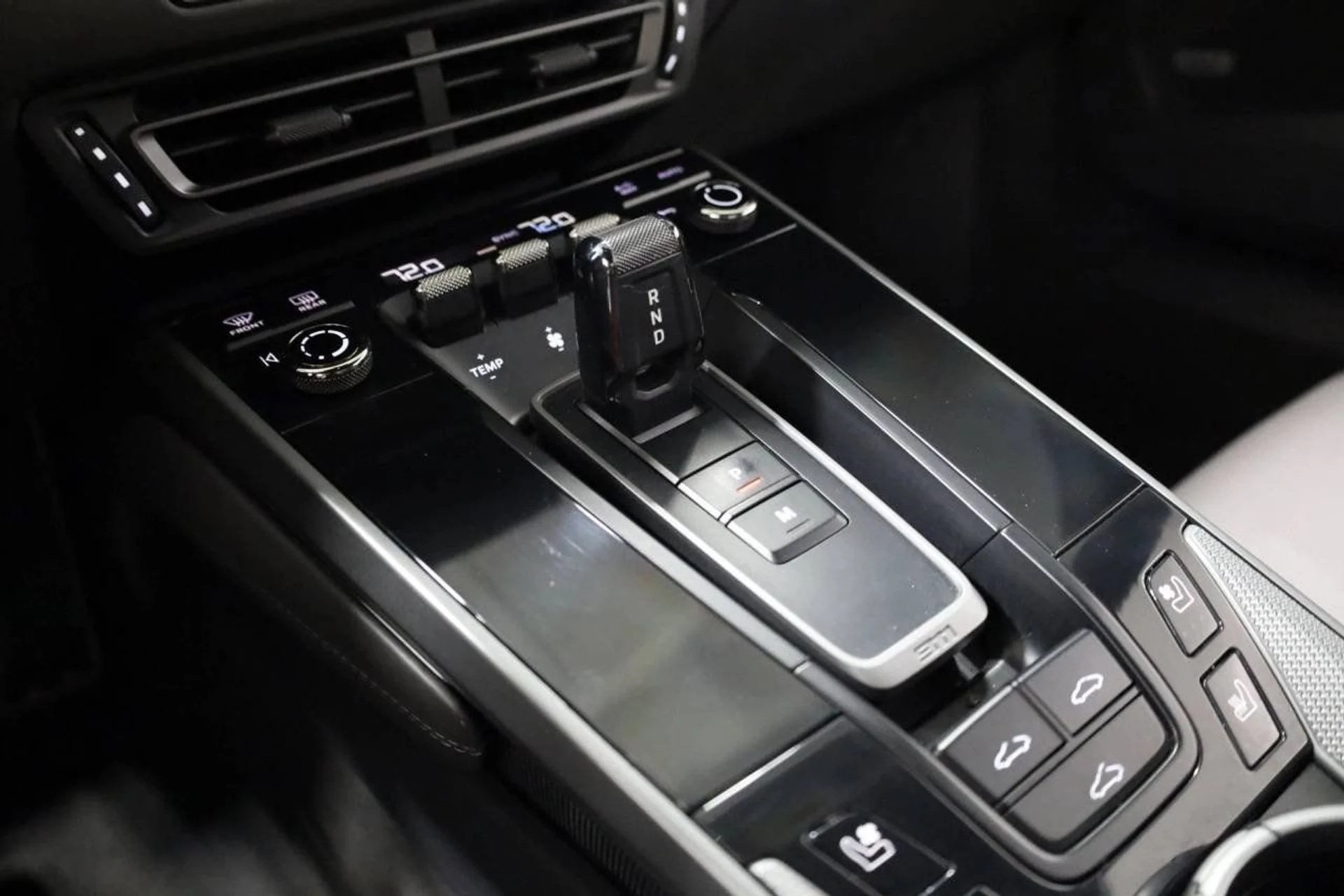 mph024_924582116_87fe8d264e202df66aa6c3b4357b1055_e81ff7df28