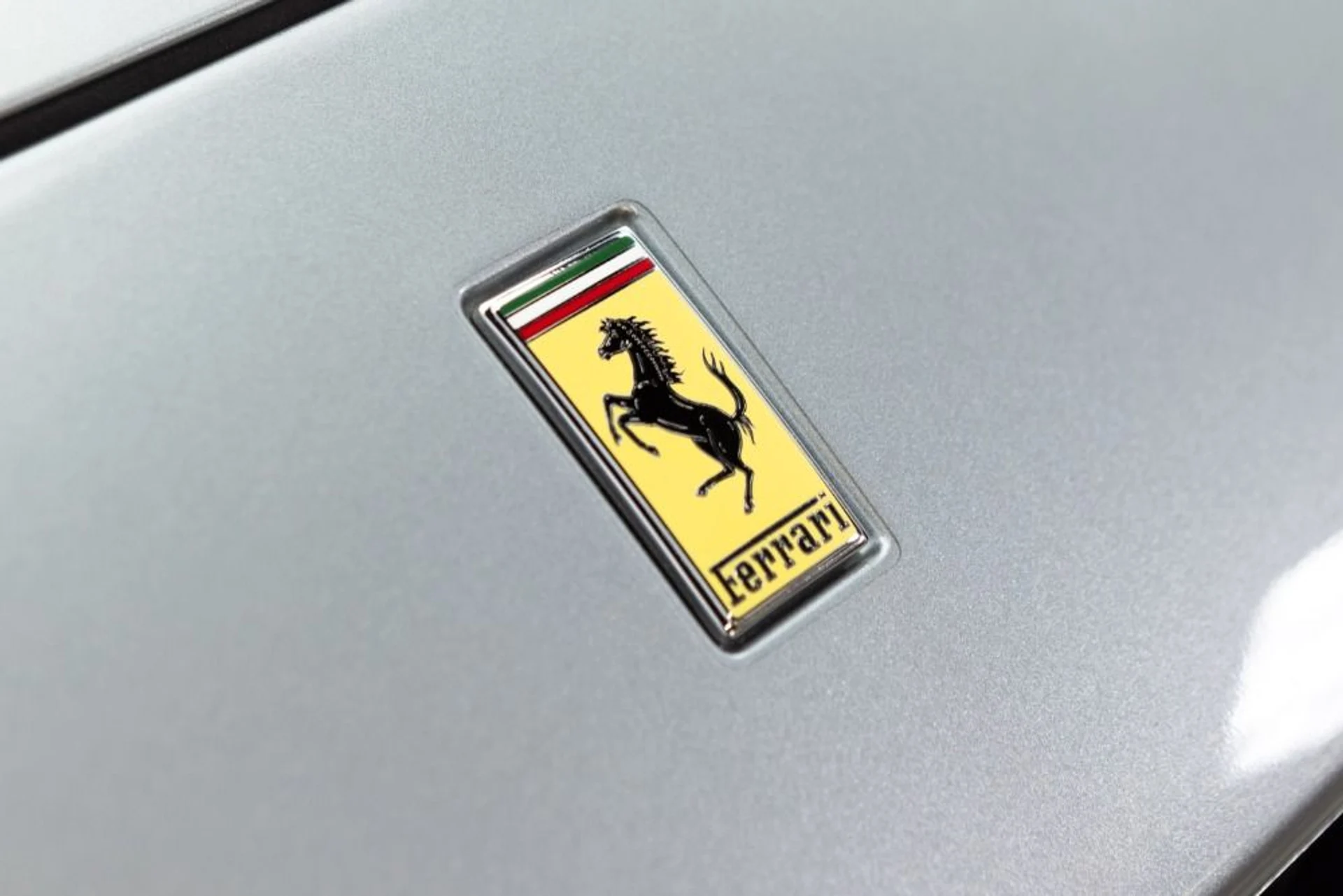 mph024_925273453_Used_2019_Ferrari_Portofino_763786b101