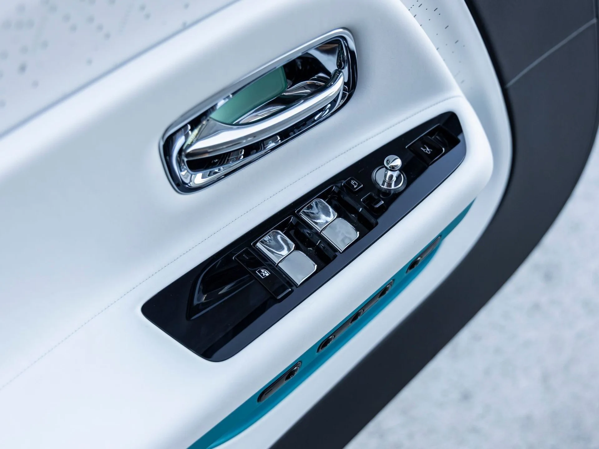 mph024_931020518_25_3afffcdcf3