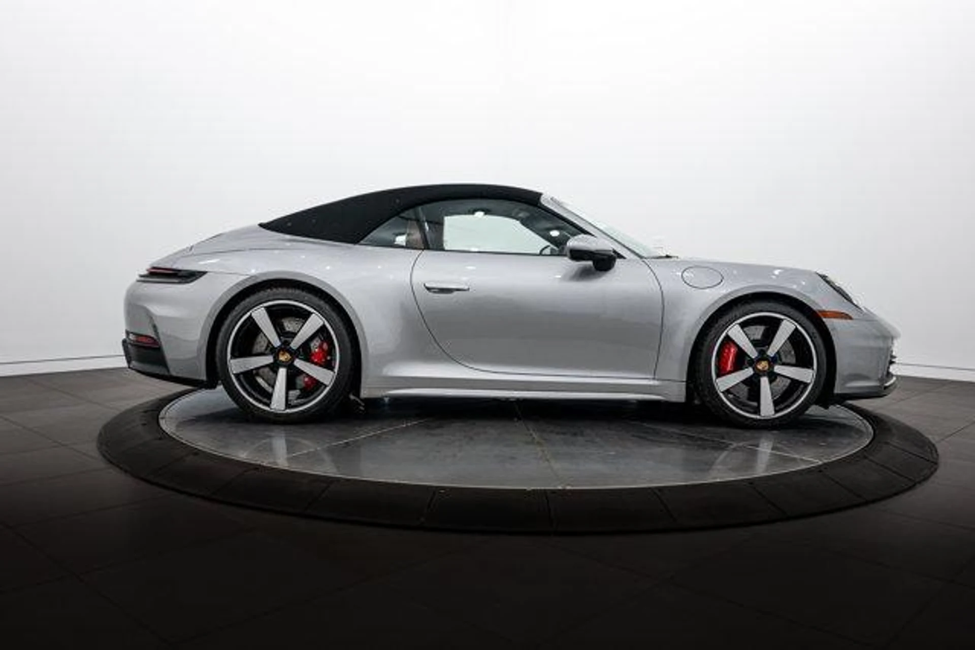 mph024_933649899_Uq_MEZH_W0_X_Ohy_B8fa_Db_Klp_KV_Ry_U_a8fc898474