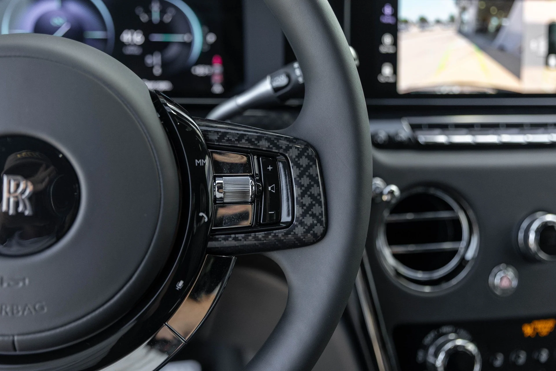 mph024_939994327_Hi_Tech_Luxury_Imports_LLC_SLA_33_HA_07_VU_236993_image_24_04df03d700