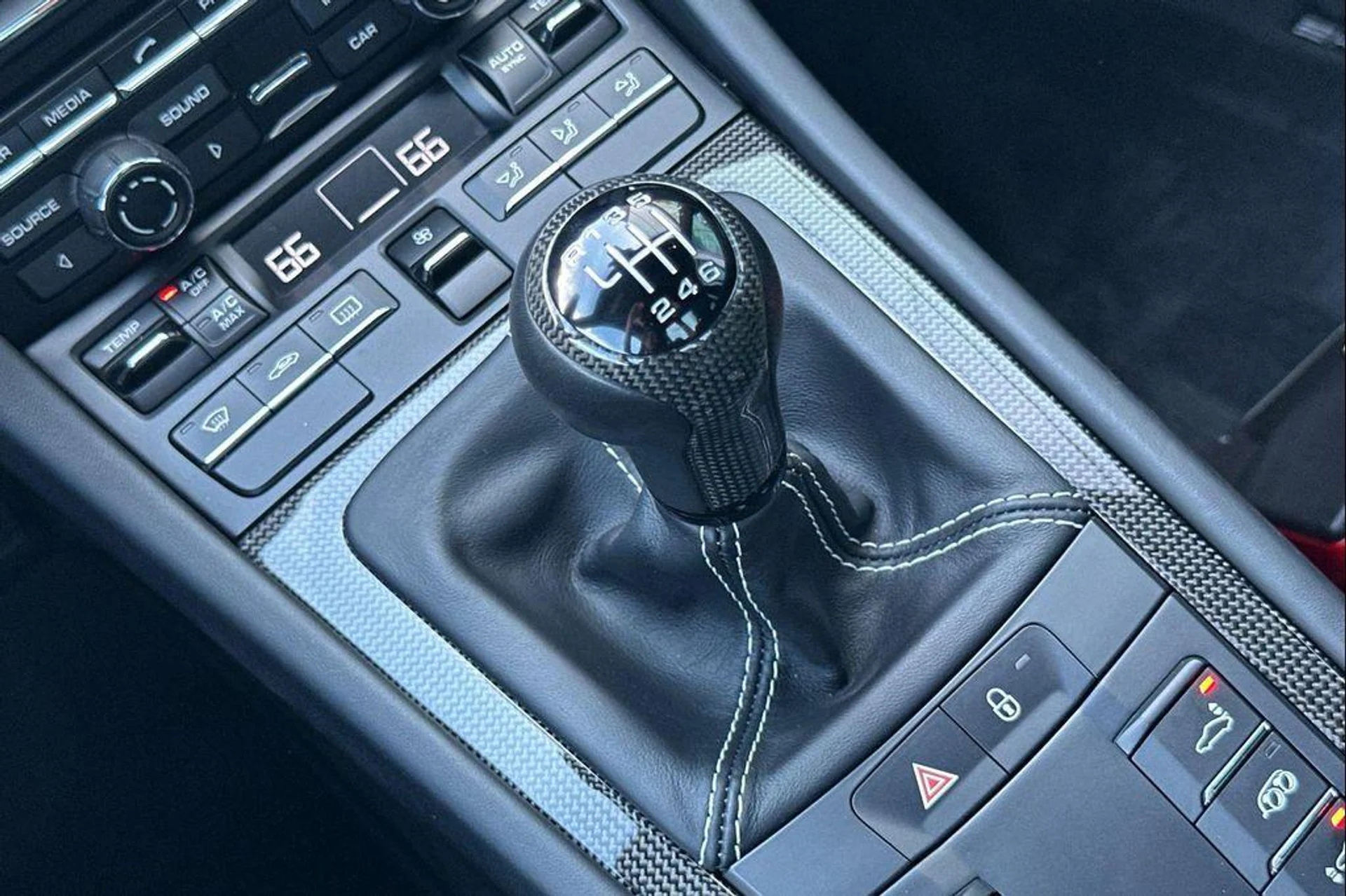 mph024_941631972_38_HIF_Hbt_S_Yx_Lukmvt_OVG_18_ABBJ_4_e155a902d6