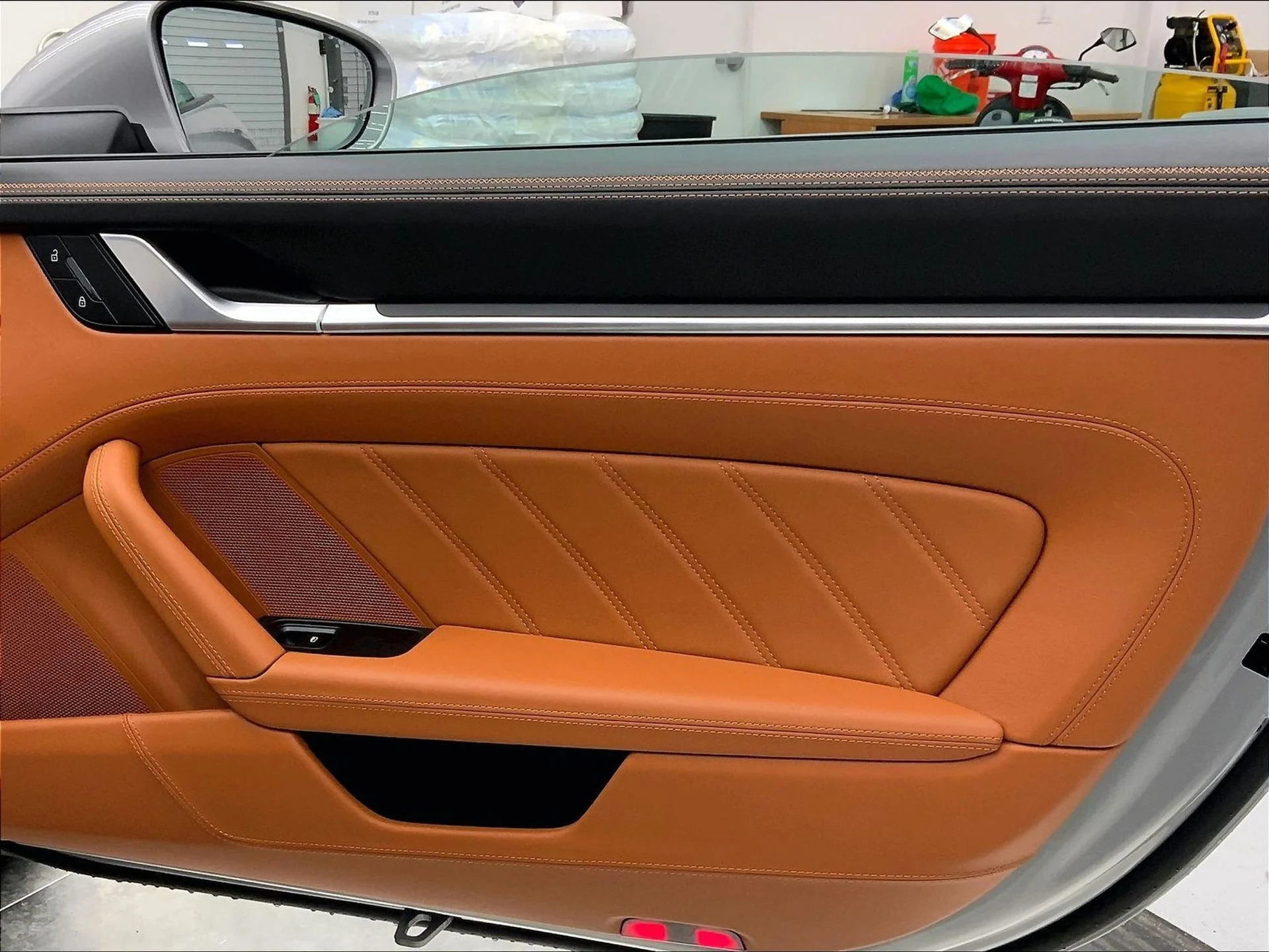 mph024_949863227_d21ce8f005b6a5cfdc67a34718c8824cx_221fcc1eb3