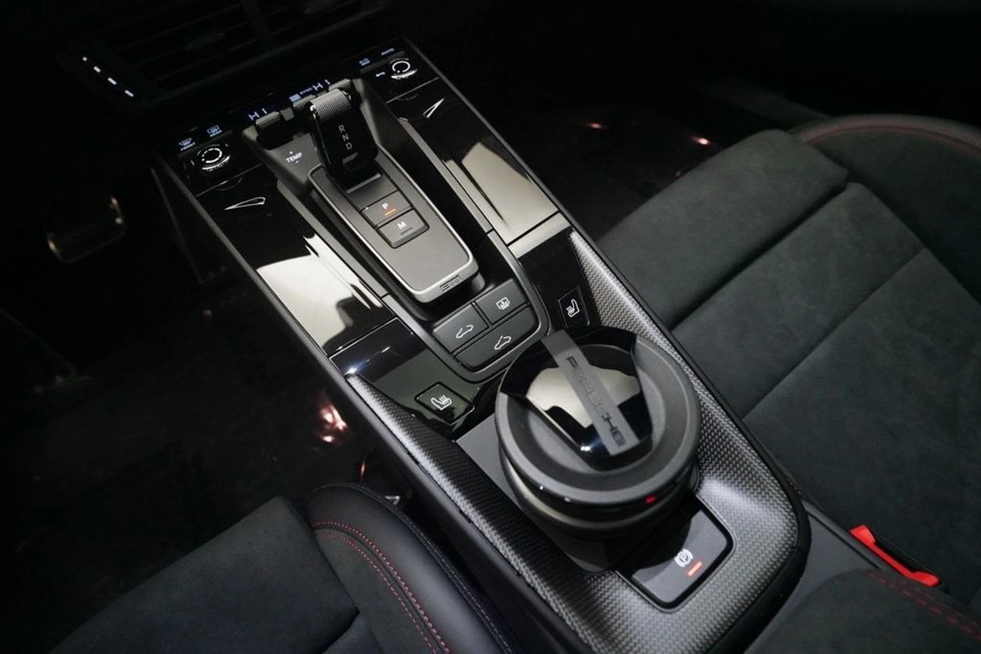 mph024_950117803_b3ab1dae449a53ab96b8b32d71f42864x_2a92215128