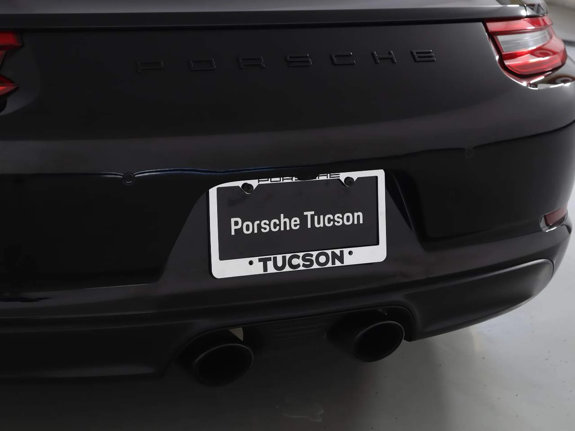 mph024_950202599_ee60b85544b08656fe91d557ff233b95_cb9c0f8284