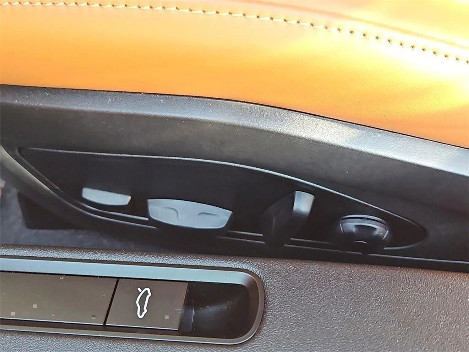 mph024_950690808_6r_Ktkqv_WK_Tb_A0_Nij0_N_Gw1t_K21s_fdeff7be5e