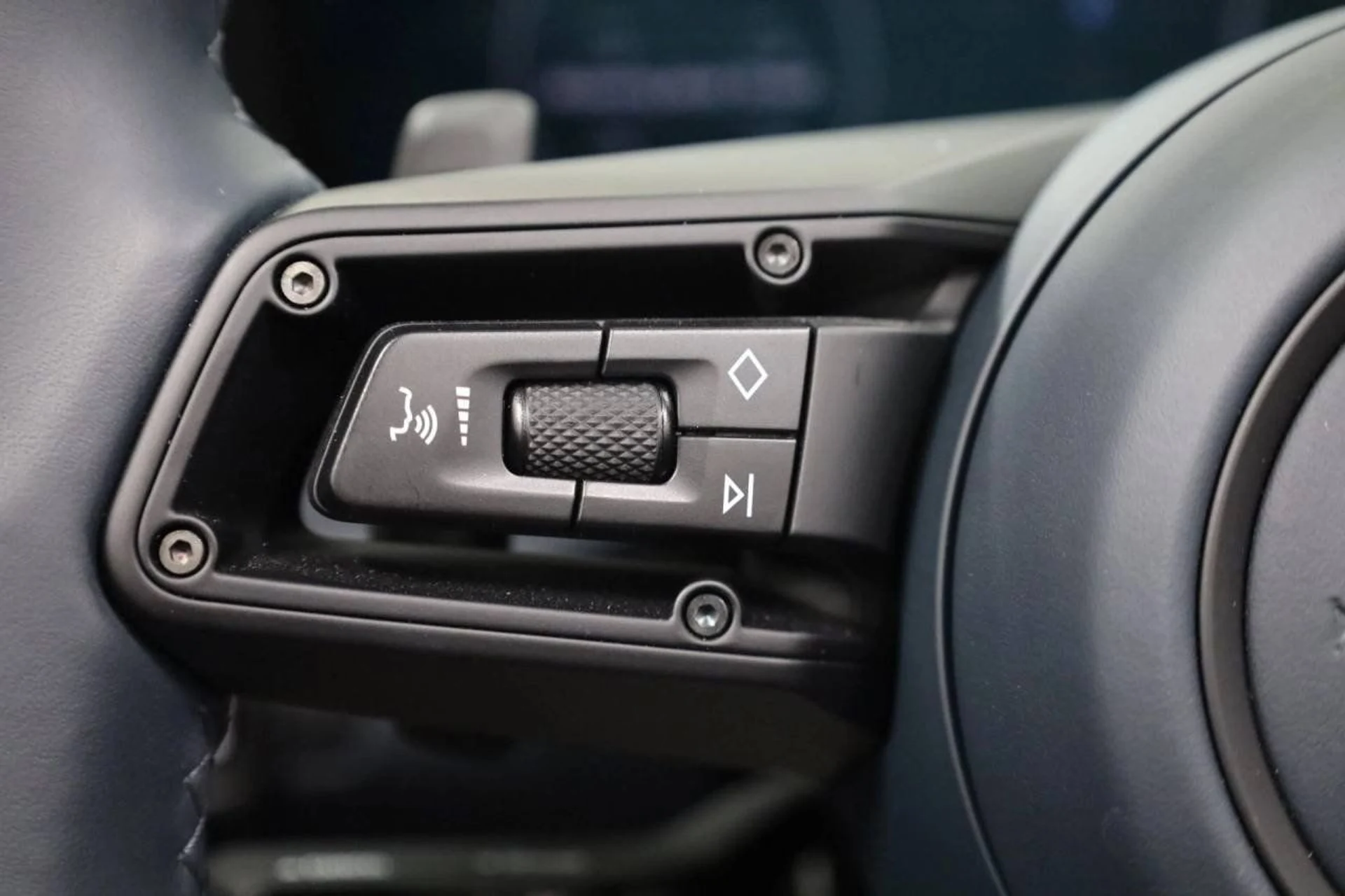 mph024_953378438_4c3dc968295766a3fb9e4f44862c339d_117918d8c6