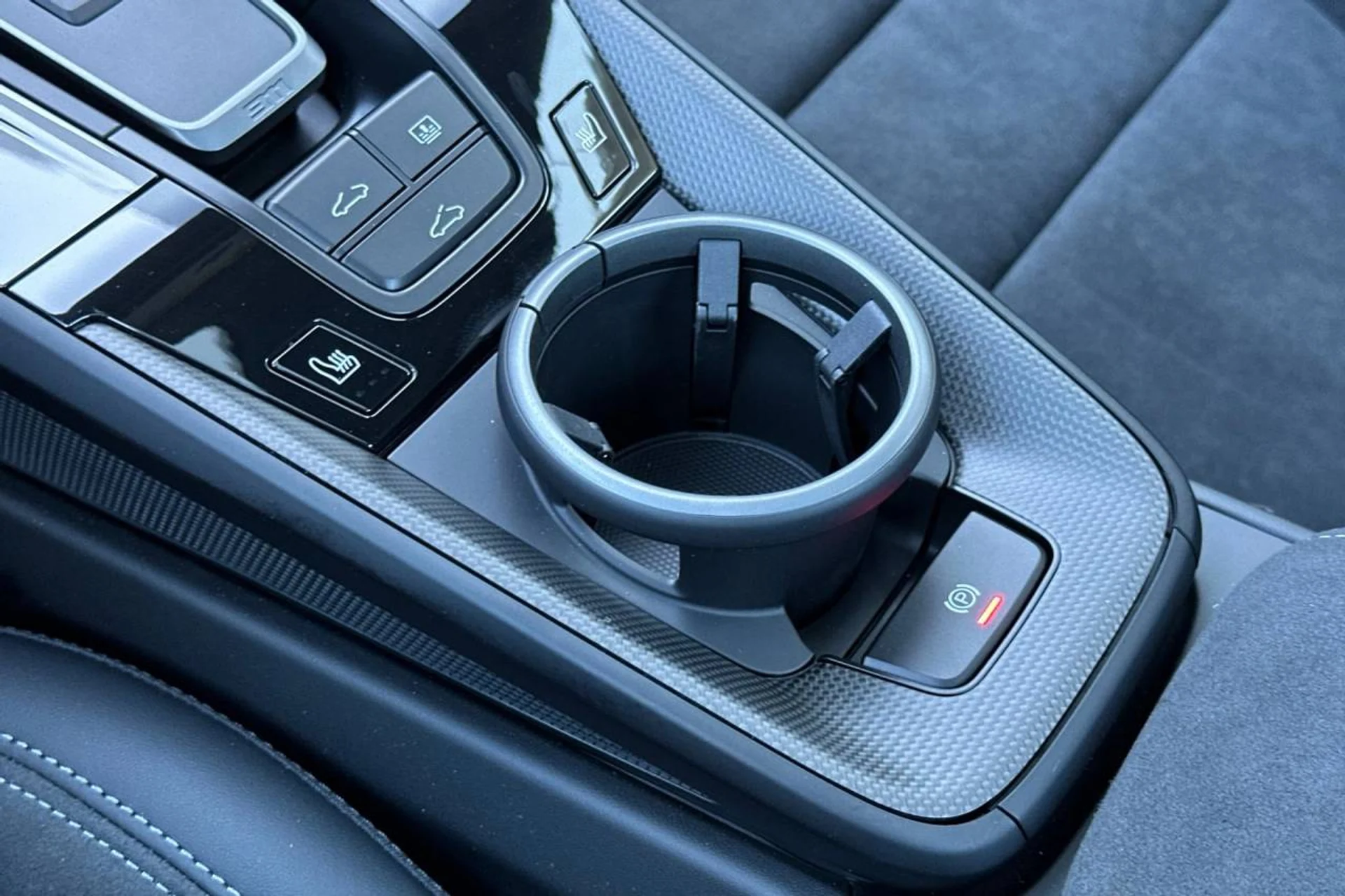 mph024_956138791_1280_0a9dc0aadb