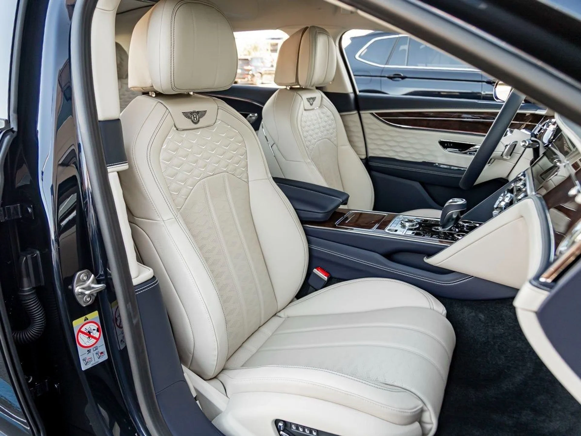 mph024_958593933_25_6bca8d3bcc