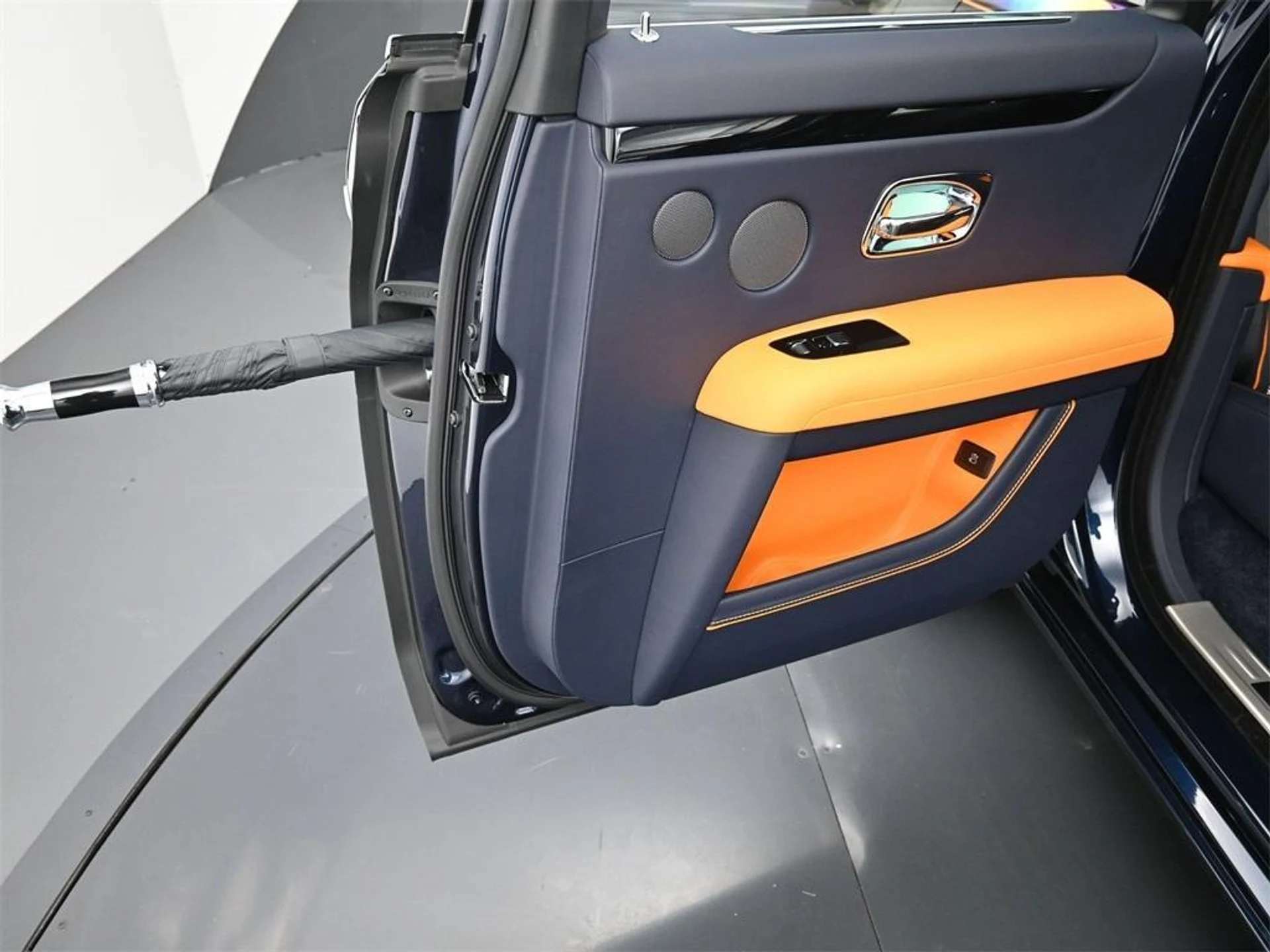 mph024_960345338_y7_T_a7_PRDGS_9_VPA_y_x8_Un_Lc_P_Fg_27c77f280f