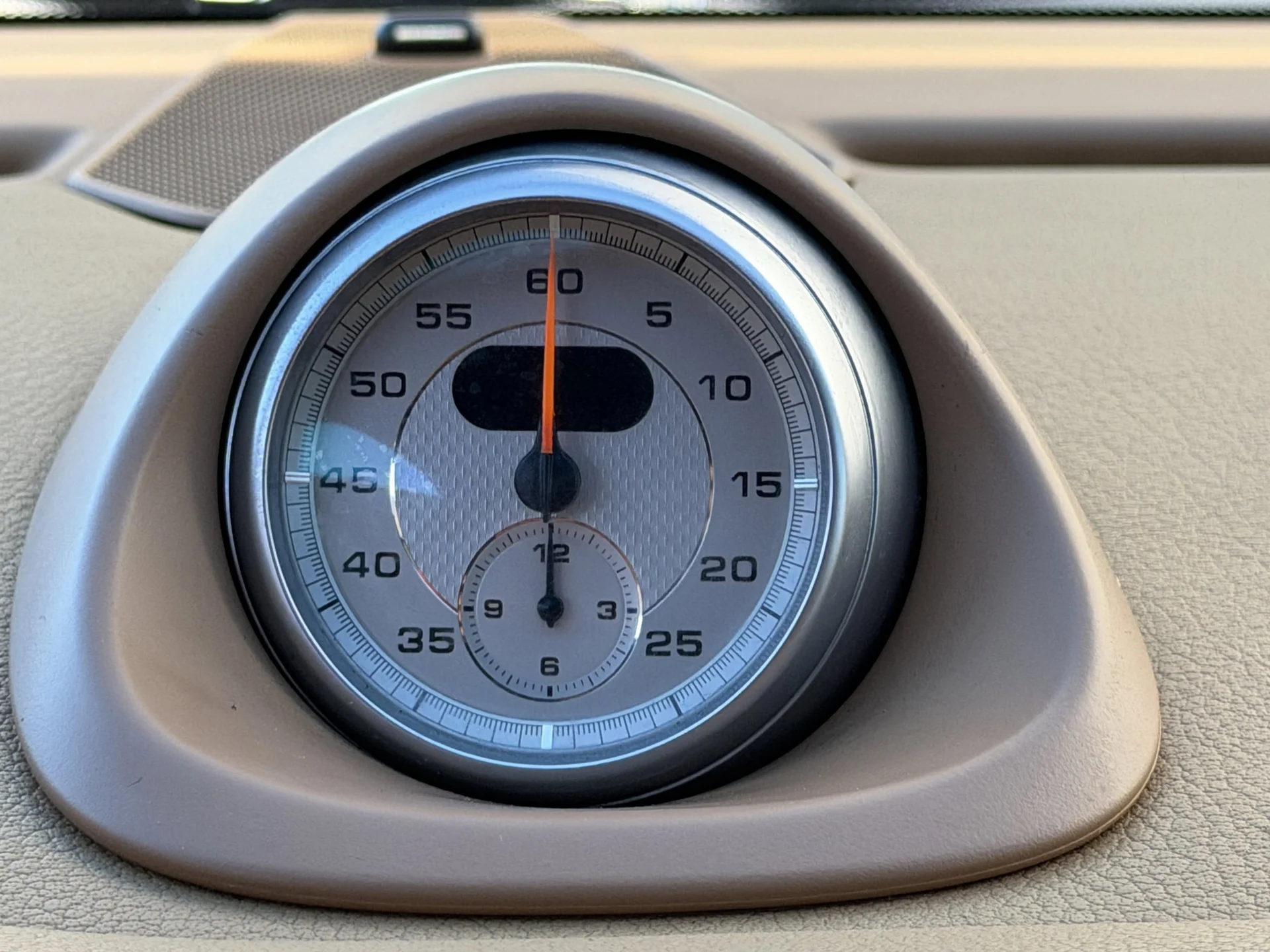 mph024_960742440_30609e84d8a1dcc8e3939a2acc6c1d4ex_d966773732