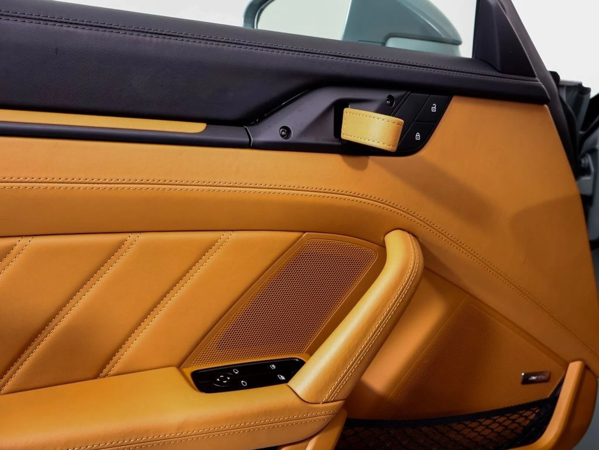 mph024_961970866_7bbdcca851e48e911874a97544deb3bdx_f17cd79dd7