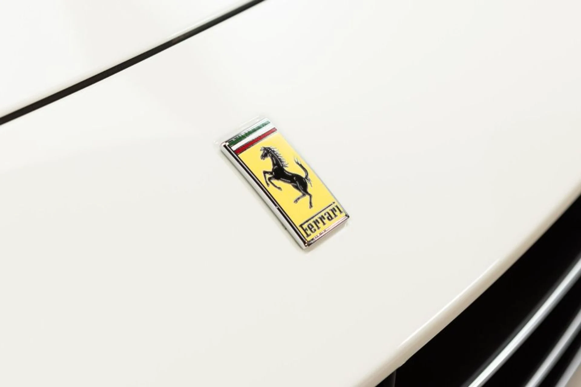 mph024_964960768_Used_2016_Ferrari_California_T_abc66717de