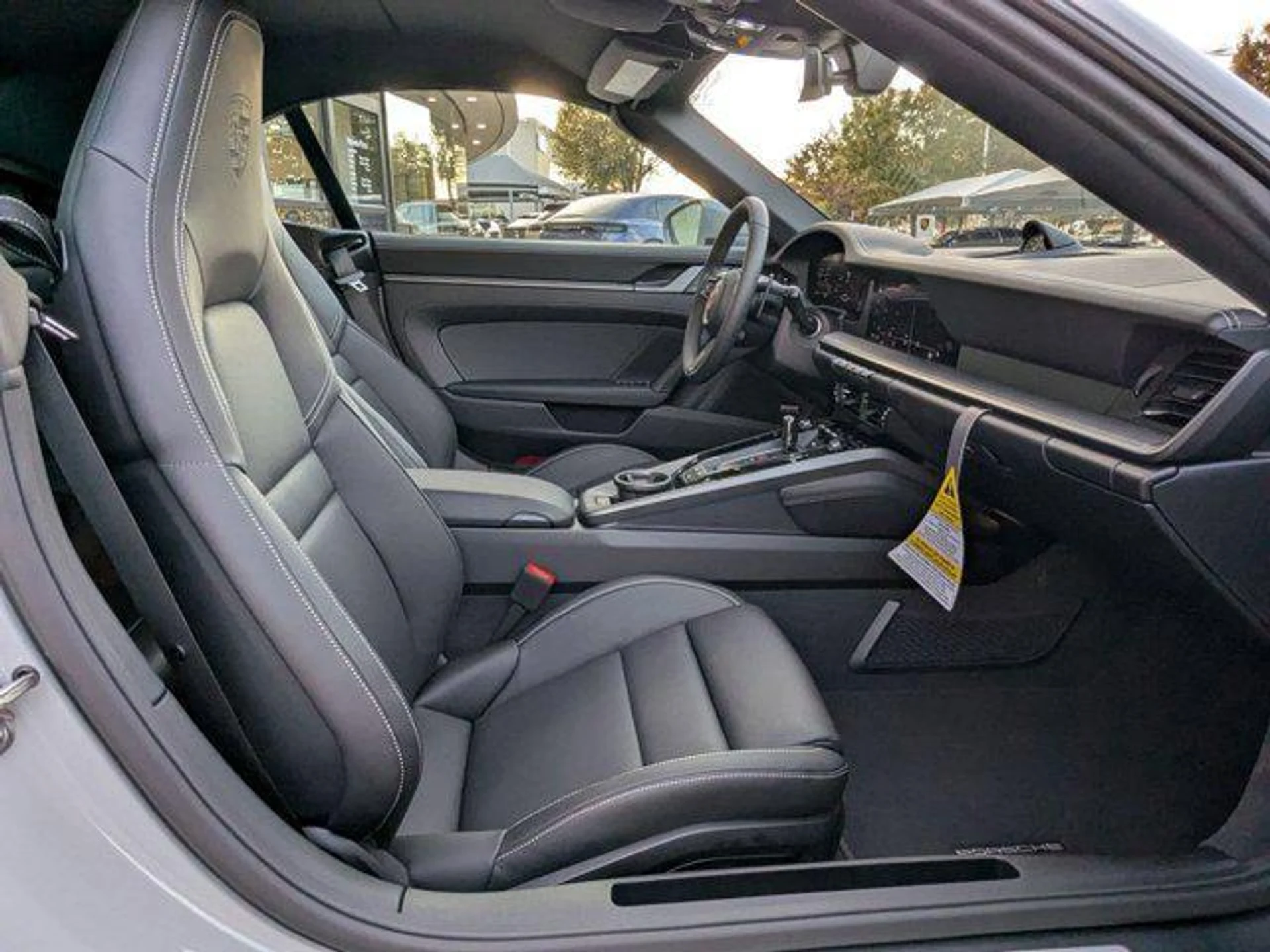 mph024_969712657_1ggbh_Lw_g_z2c8_N_Rf0_P9_Q_Bh_VR_7_Q_9ed8e99da3