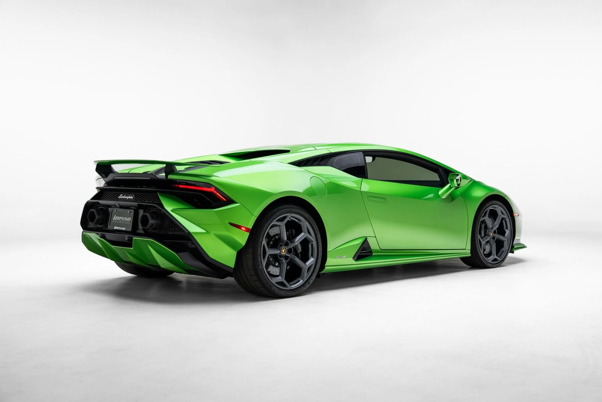 mph024_977002882_Used_2023_Lamborghini_Huracan_Tecnica_1775770975_4f7f9435b7