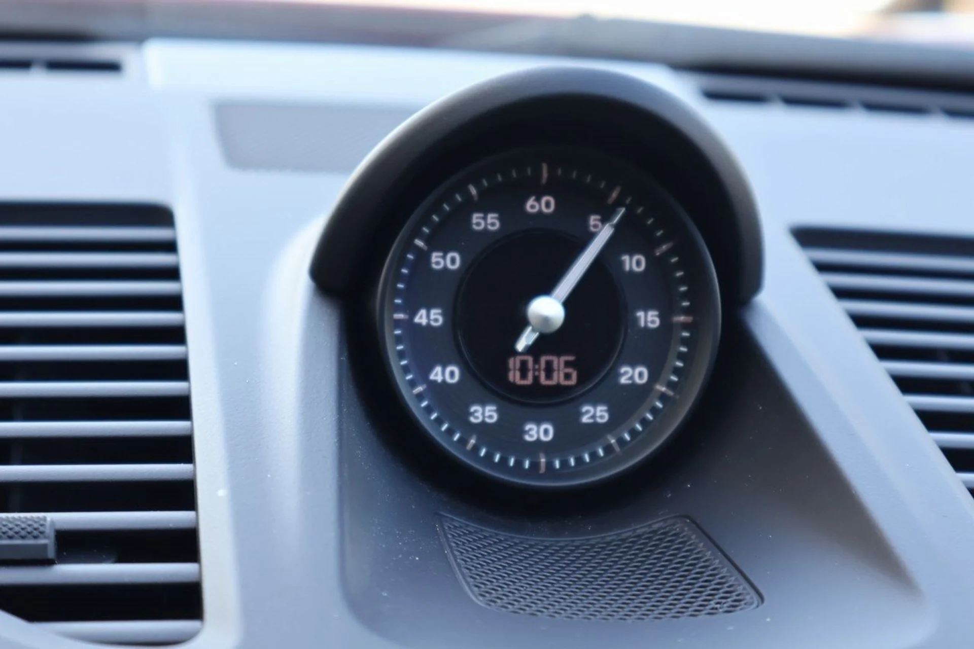 mph024_979281756_25_2b21e94a58