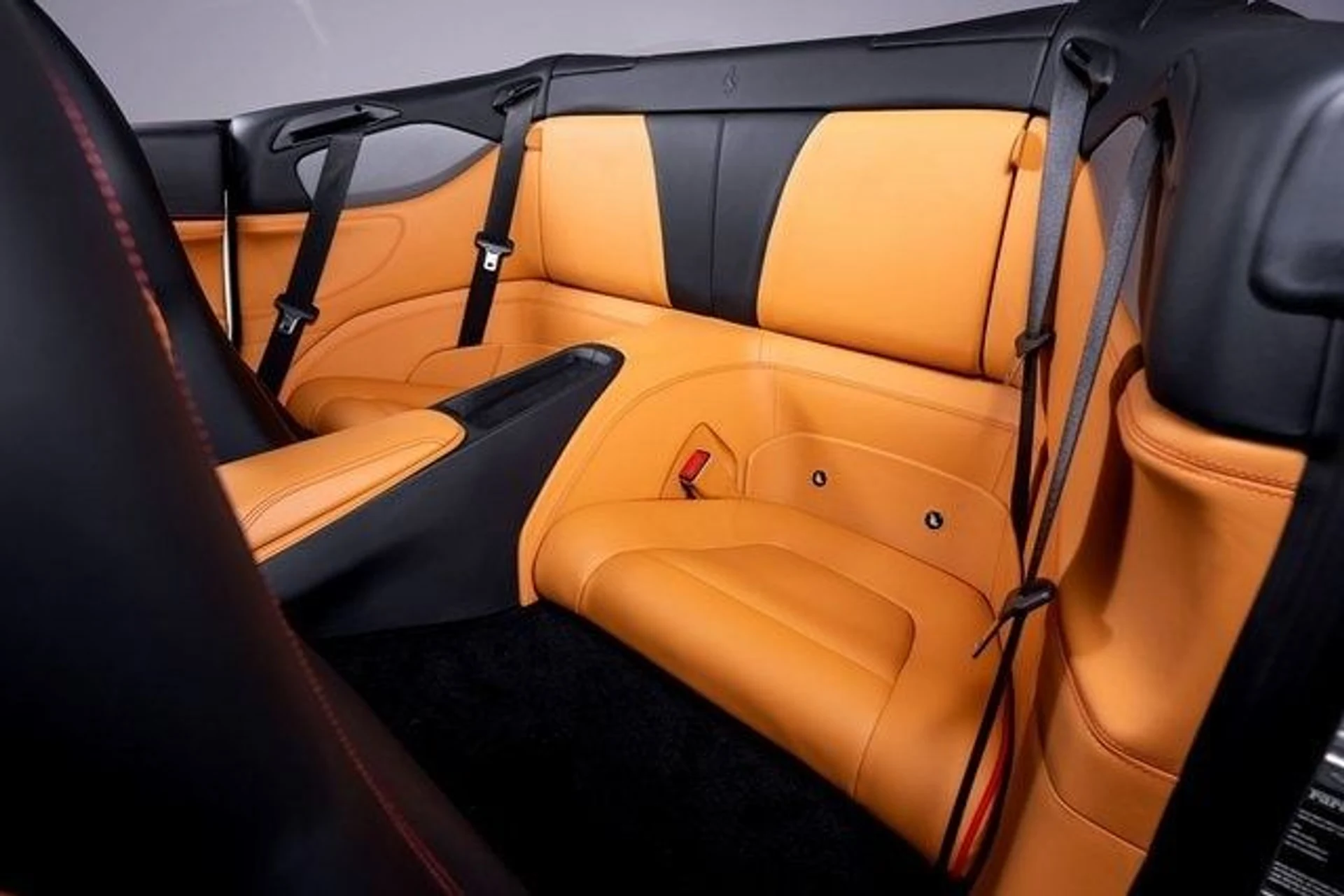 mph024_981603529_ff736b49f86b19b2861c07340bb4c57cx_552b46b56e