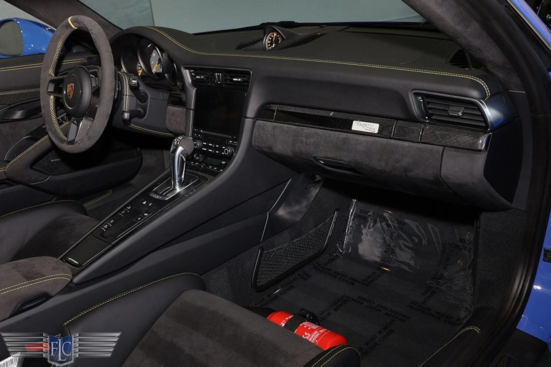 mph024_982205652_used_2018_porsche_911_gt2rsweissach_9689_22919287_25_1024_0958daa6f1