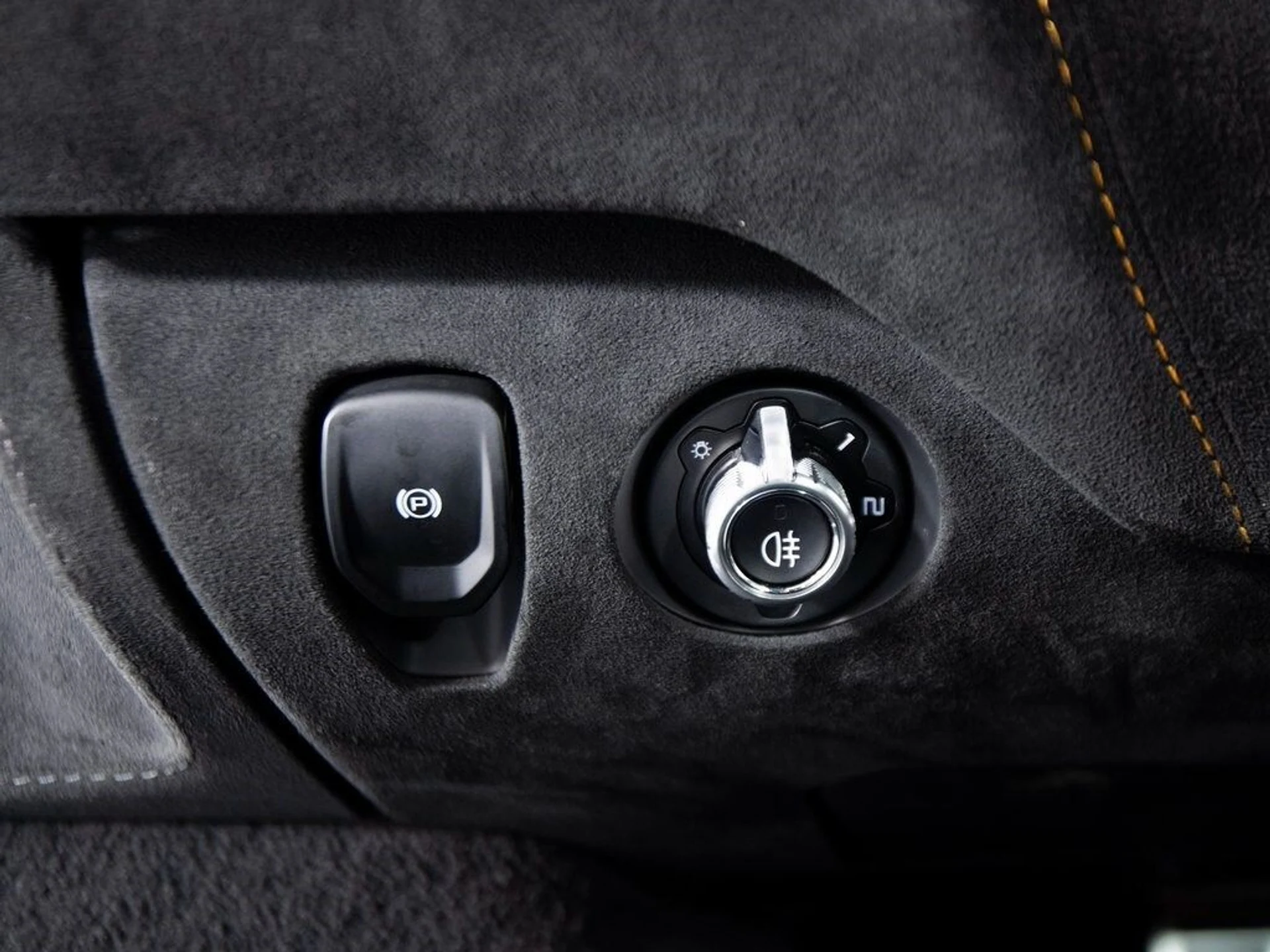 mph024_982575100_6d591742153b864ff1d43cbd16c15cc1x_98384a8cf3