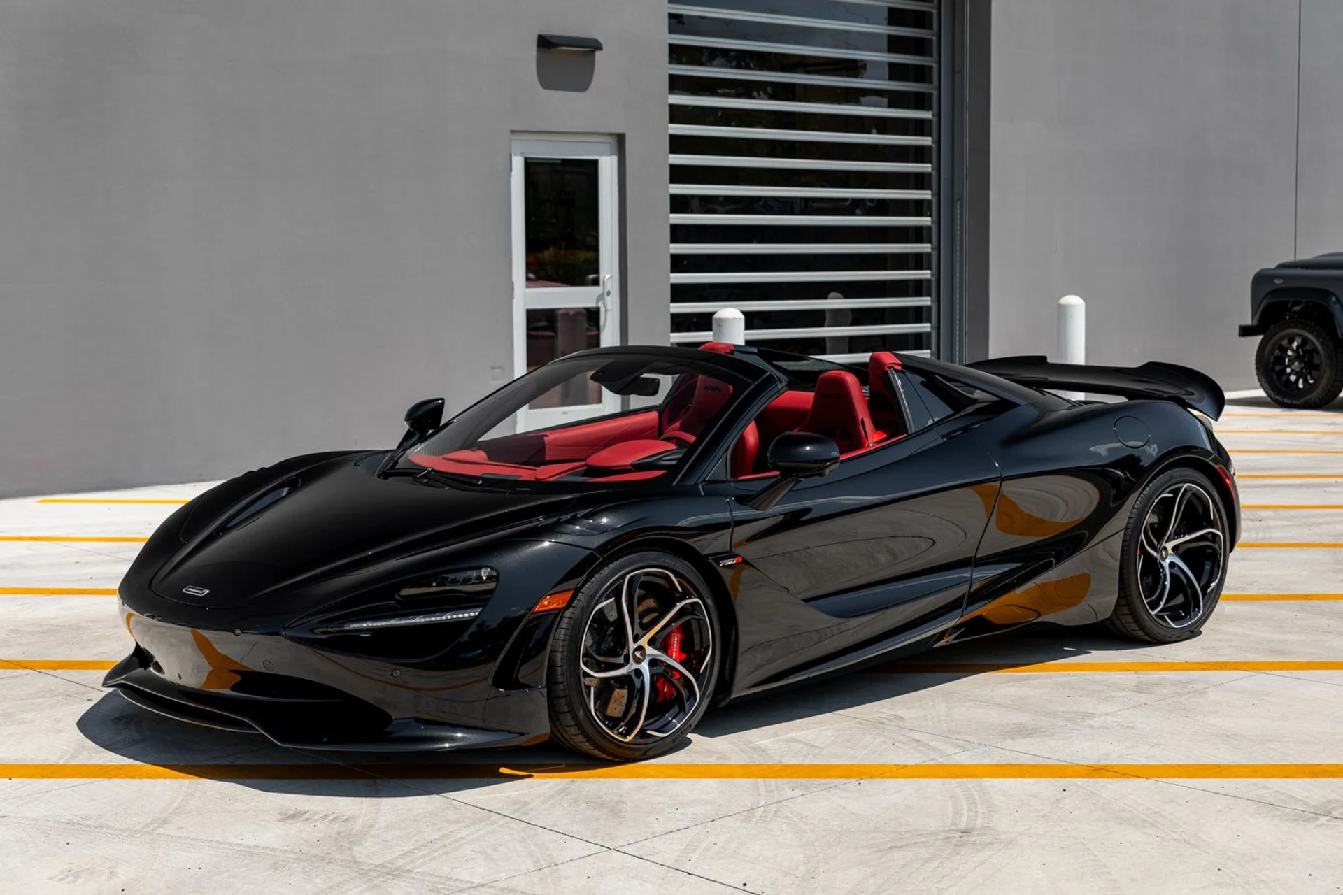 mph024_984208197_550_p26_l_d63922ca5c