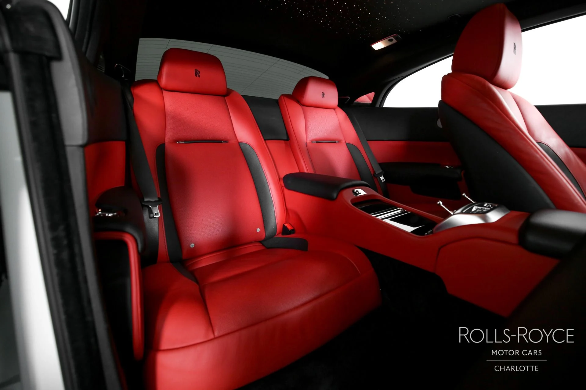 mph024_990473791_Used_2019_Rolls_Royce_Wraith_1701539384_cf4a0adbb7