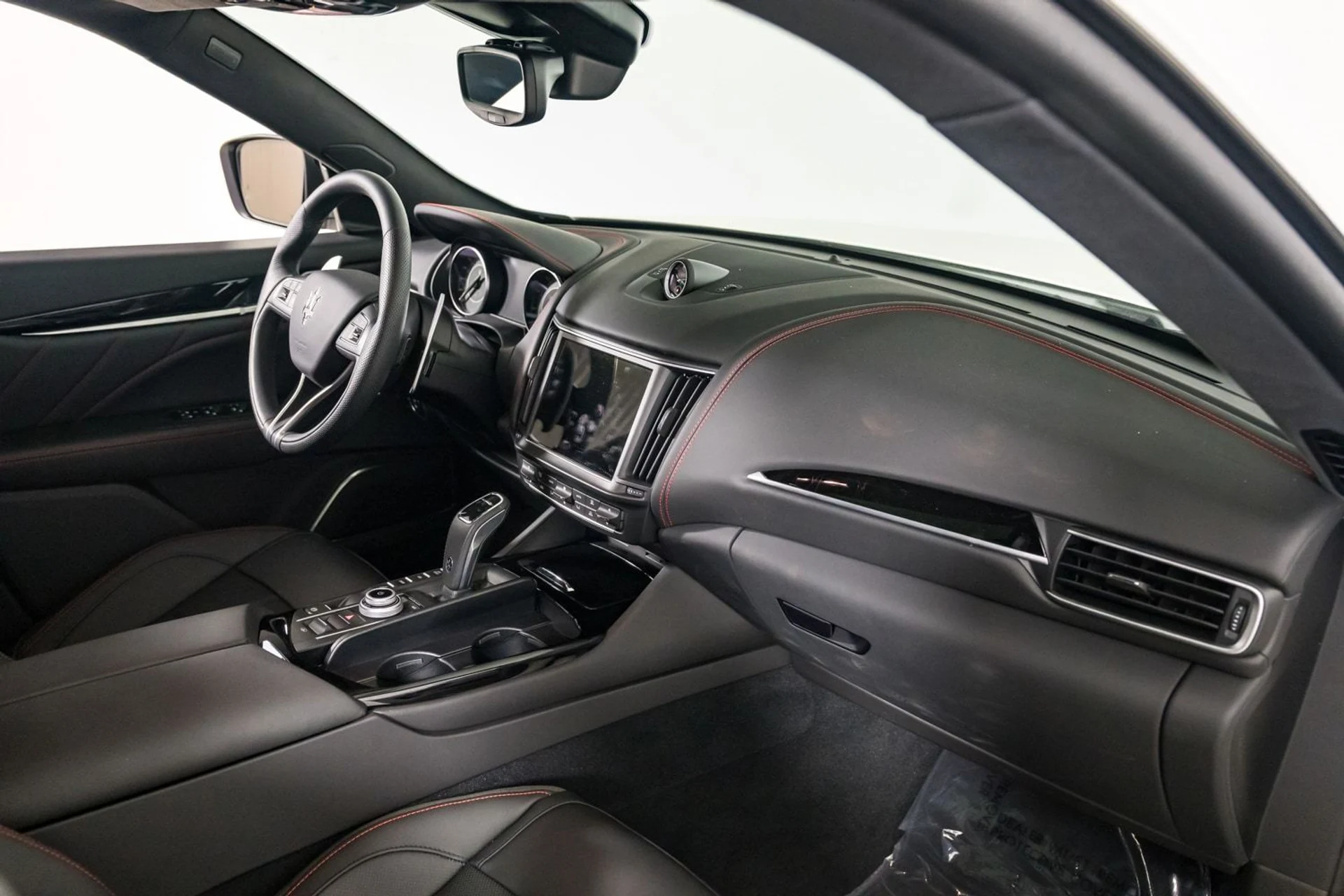 mph024_99310403_4b050a1a1688485d8f49bfee605d13b9_b5e0fb70ff