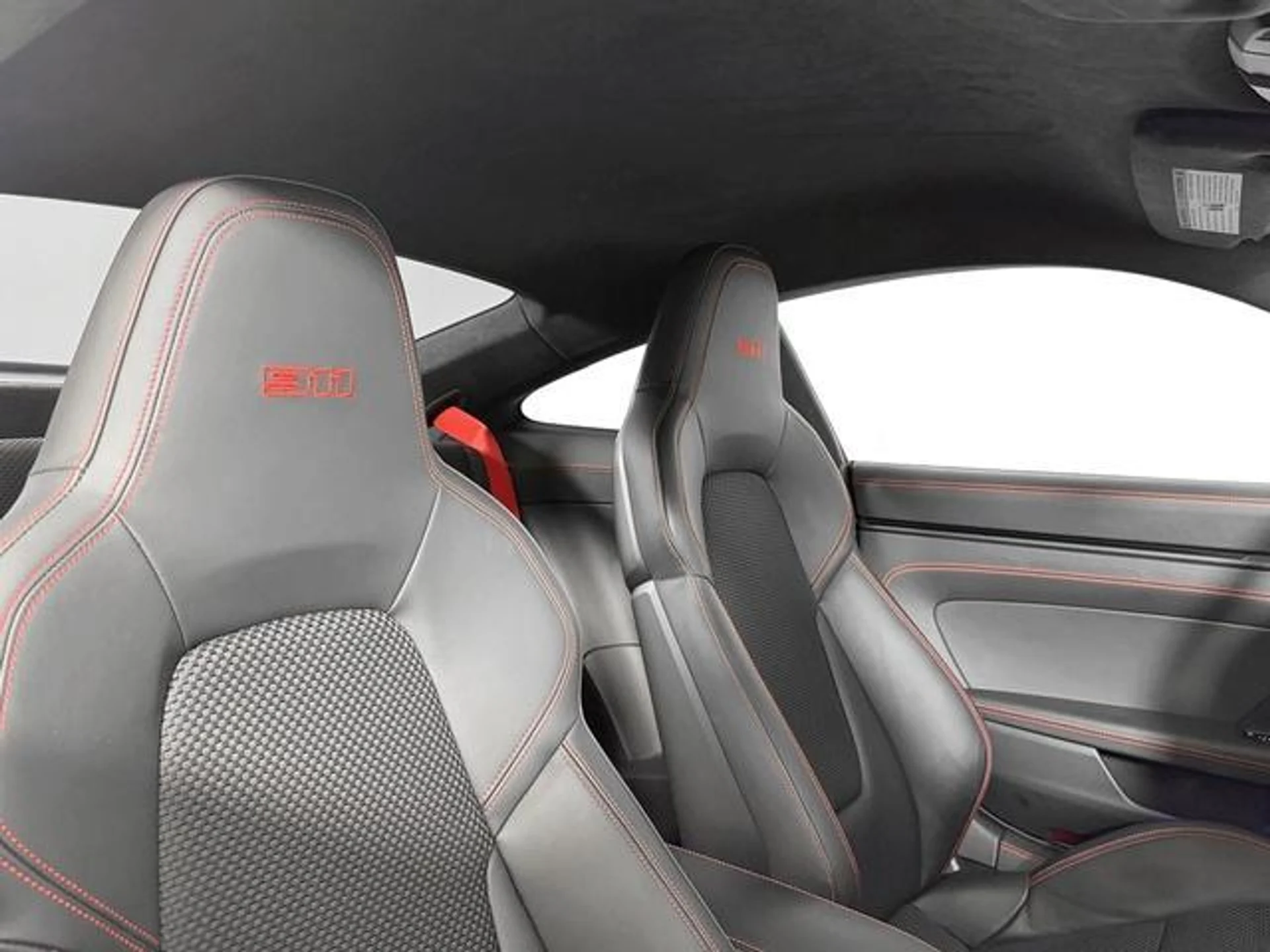 mph024_996935489_da_H_Wt_JGR_0ur_E_Rc2icwe39yahf64_23484aaa60