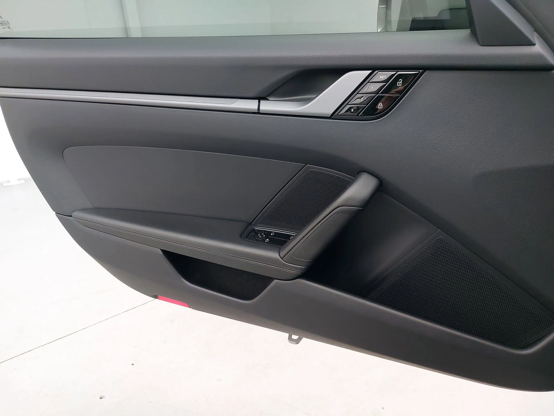 mph024_998166039_40895c09c8078b228dd4da8766393ddfx_c15f2c209f