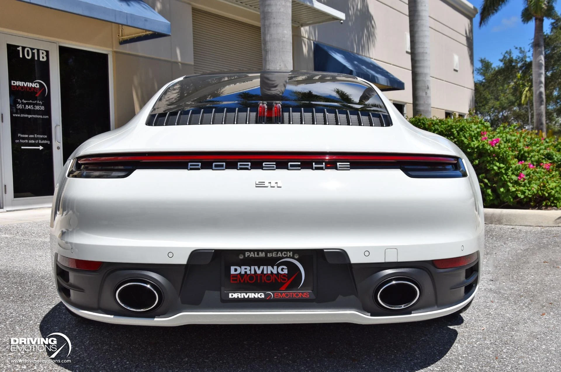 mph024_998751394_865_p25_l_7c1456eb2d